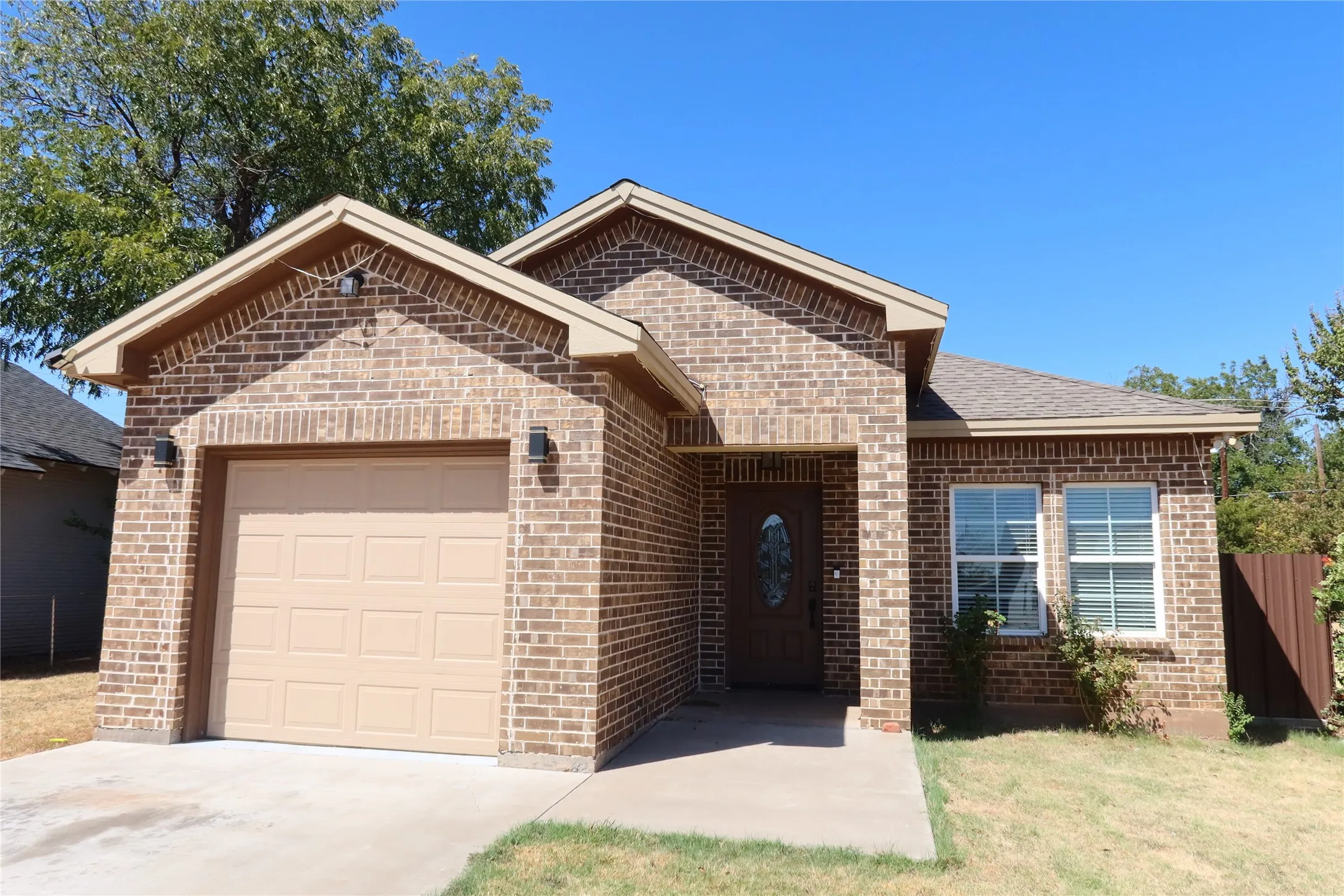 Single Family Residence For Sale in Wichita County , 2410 Buchanan Street, Wichita Falls, Texas 76309, 3 Bedroom, 2 Bathroom, 1 Garage spaces, 1,568 Sqft, built in 2021, mls#21379882, Real Estate Agent in Wichita Falls, Homes For Sale in Wichita county, Homes For Sale in Wichita Falls, Realtor in Wichita Falls Texas, Real Estate Brokerage Independent Realty Texas, Luminita Cordes Realtor