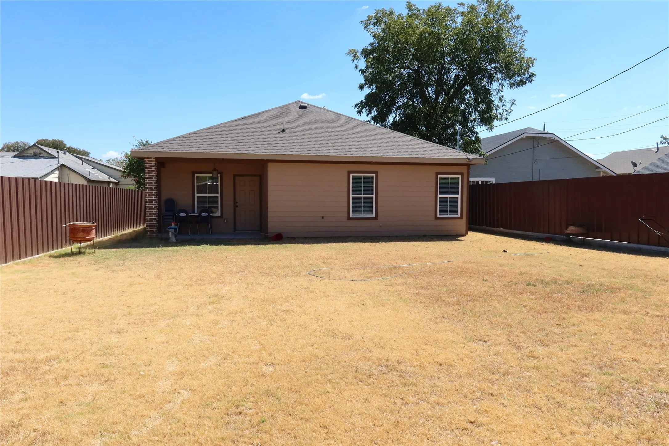 Single Family Residence For Sale in Wichita County , 2410 Buchanan Street, Wichita Falls, Texas 76309, 3 Bedroom, 2 Bathroom, 1 Garage spaces, 1,568 Sqft, built in 2021, mls#21379882, Real Estate Agent in Wichita Falls, Homes For Sale in Wichita county, Homes For Sale in Wichita Falls, Realtor in Wichita Falls Texas, Real Estate Brokerage Independent Realty Texas, Luminita Cordes Realtor