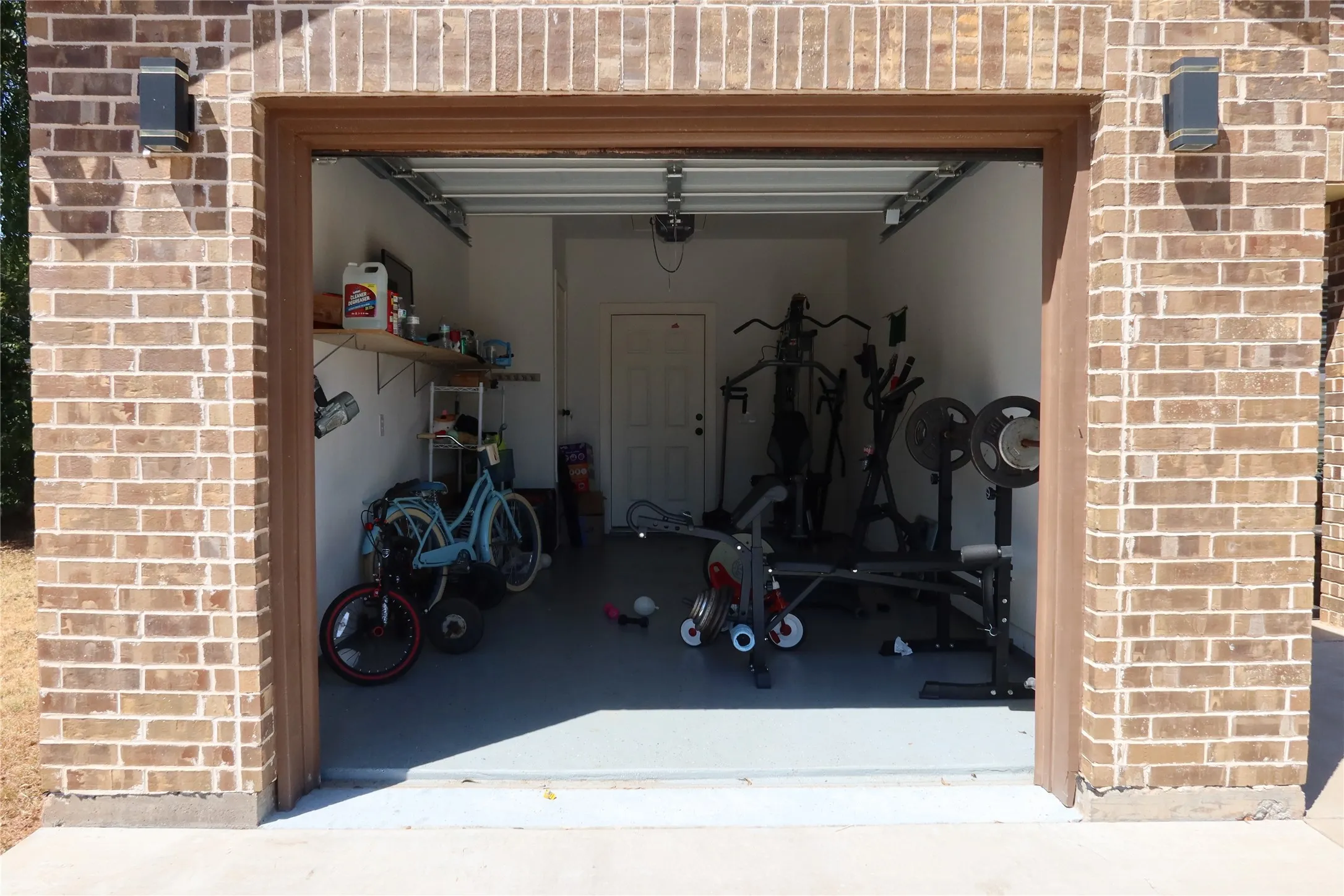 Single Family Residence For Sale in Wichita County , 2410 Buchanan Street, Wichita Falls, Texas 76309, 3 Bedroom, 2 Bathroom, 1 Garage spaces, 1,568 Sqft, built in 2021, mls#21379882, Real Estate Agent in Wichita Falls, Homes For Sale in Wichita county, Homes For Sale in Wichita Falls, Realtor in Wichita Falls Texas, Real Estate Brokerage Independent Realty Texas, Luminita Cordes Realtor