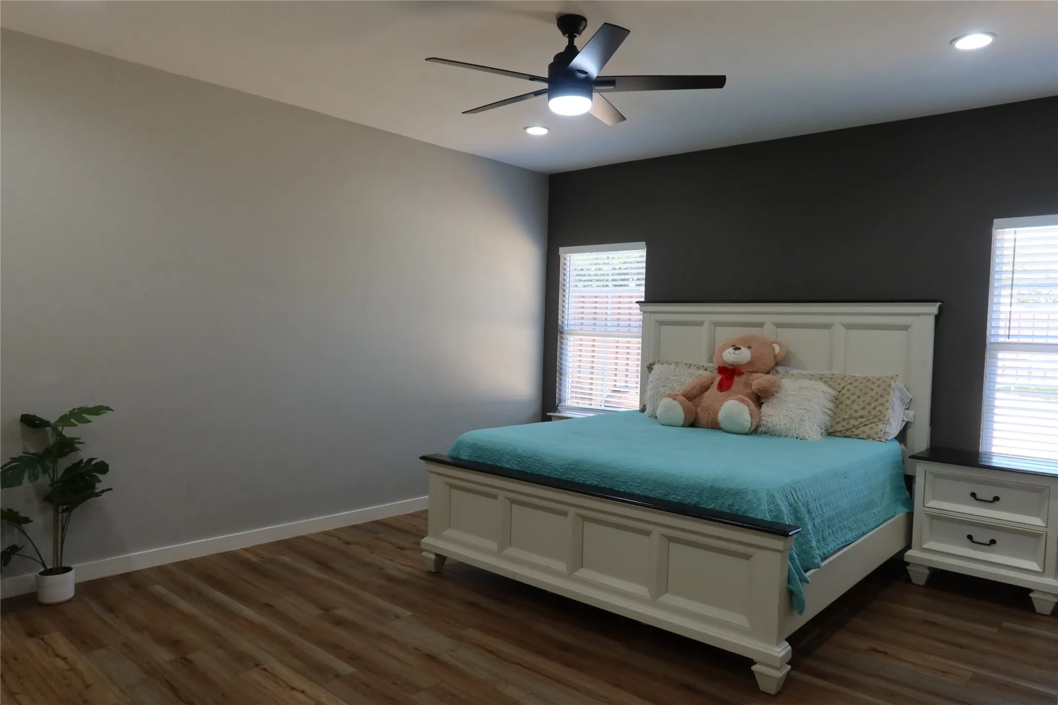 Single Family Residence For Sale in Wichita County , 2410 Buchanan Street, Wichita Falls, Texas 76309, 3 Bedroom, 2 Bathroom, 1 Garage spaces, 1,568 Sqft, built in 2021, mls#21379882, Real Estate Agent in Wichita Falls, Homes For Sale in Wichita county, Homes For Sale in Wichita Falls, Realtor in Wichita Falls Texas, Real Estate Brokerage Independent Realty Texas, Luminita Cordes Realtor