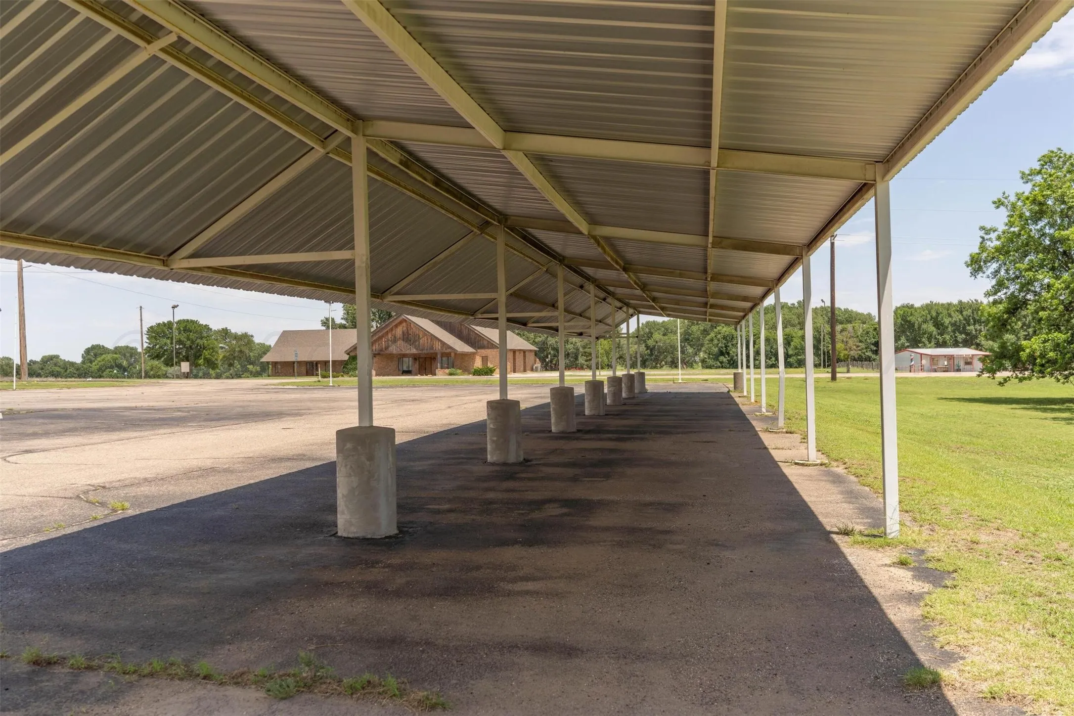 Business For Sale in Wheeler County , 7795 US 83 Highway, Wheeler, Texas 79096, 0, 0, Garage spaces, 0 Sqft, built in 1950, mls#21380283, Real Estate Agent in Wheeler, Homes For Sale in Wheeler county, Homes For Sale in Wheeler, Realtor in Wheeler Texas, Real Estate Brokerage Independent Realty Texas, Luminita Cordes Realtor