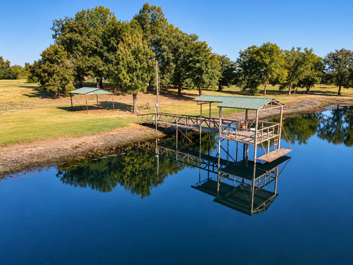 Single Family Residence For Sale in Lamar County , 3840 FM 1499, Paris, Texas 75460, 3 Bedroom, 2 Bathroom, 2 Garage spaces, 1,800 Sqft, built in 0, mls#21380017, Real Estate Agent in Paris, Homes For Sale in Lamar county, Homes For Sale in Paris, Realtor in Paris Texas, Real Estate Brokerage Independent Realty Texas, Luminita Cordes Realtor
