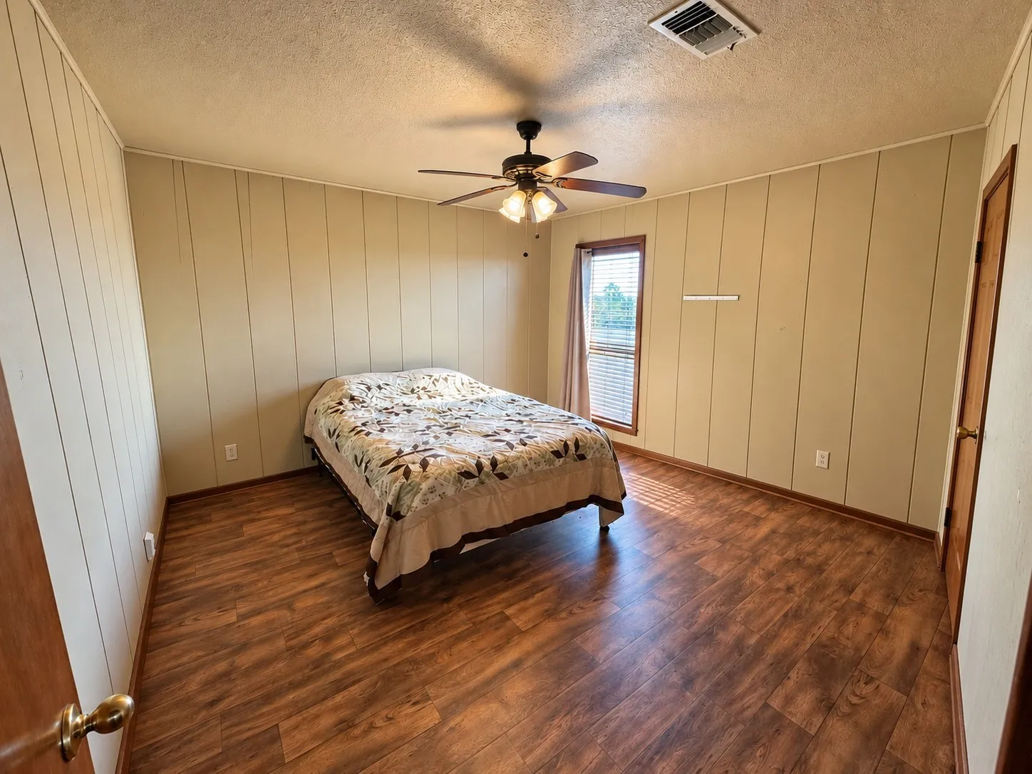 Single Family Residence For Sale in Lamar County , 3840 FM 1499, Paris, Texas 75460, 3 Bedroom, 2 Bathroom, 2 Garage spaces, 1,800 Sqft, built in 0, mls#21380017, Real Estate Agent in Paris, Homes For Sale in Lamar county, Homes For Sale in Paris, Realtor in Paris Texas, Real Estate Brokerage Independent Realty Texas, Luminita Cordes Realtor