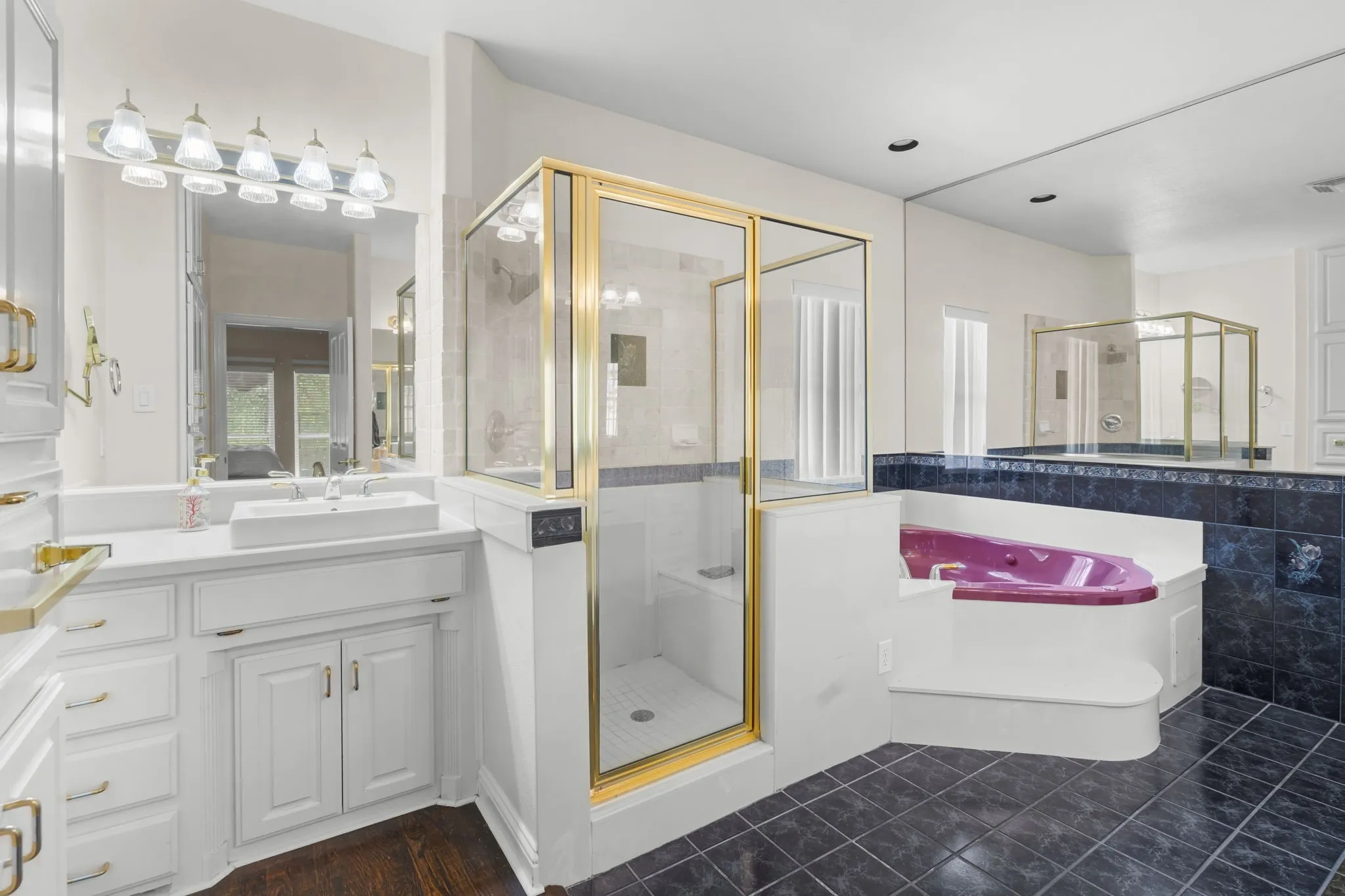 Single Family Residence For Rent in Tarrant County , 8517 Woodlake Circle, Fort Worth, Texas 76179, 4 Bedroom, 3 Bathroom, 3 Garage spaces, 3,404 Sqft, built in 1997, mls#21380276, Real Estate Agent in Fort Worth, Homes For Rent in Tarrant county, Homes For Rent in Fort Worth, Realtor in Fort Worth Texas, Real Estate Brokerage Independent Realty Texas, Luminita Cordes Realtor