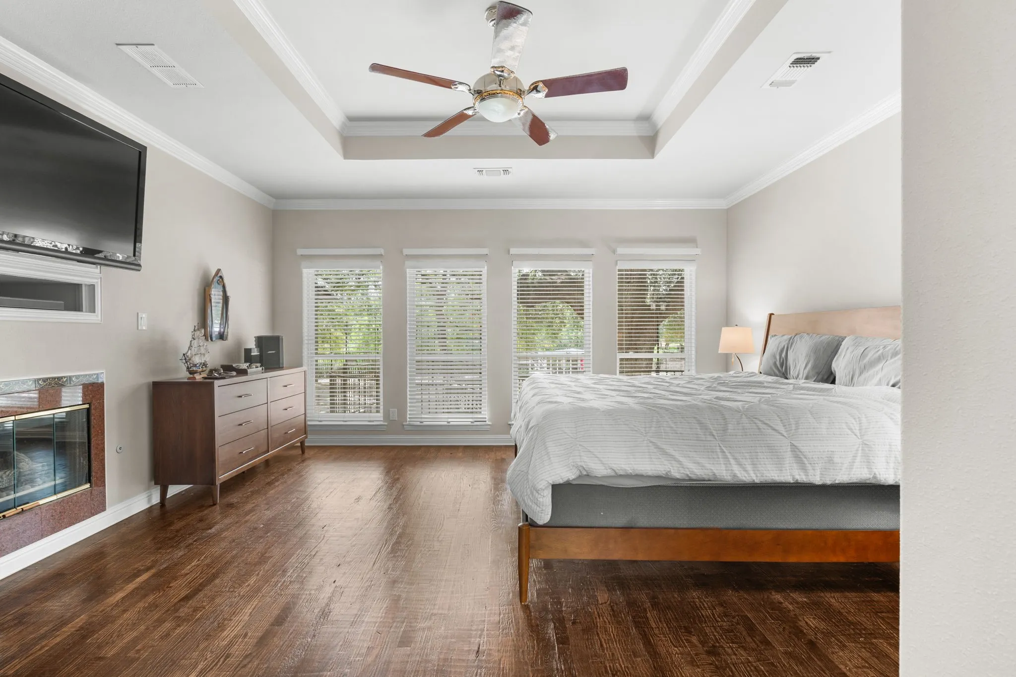 Single Family Residence For Rent in Tarrant County , 8517 Woodlake Circle, Fort Worth, Texas 76179, 4 Bedroom, 3 Bathroom, 3 Garage spaces, 3,404 Sqft, built in 1997, mls#21380276, Real Estate Agent in Fort Worth, Homes For Rent in Tarrant county, Homes For Rent in Fort Worth, Realtor in Fort Worth Texas, Real Estate Brokerage Independent Realty Texas, Luminita Cordes Realtor