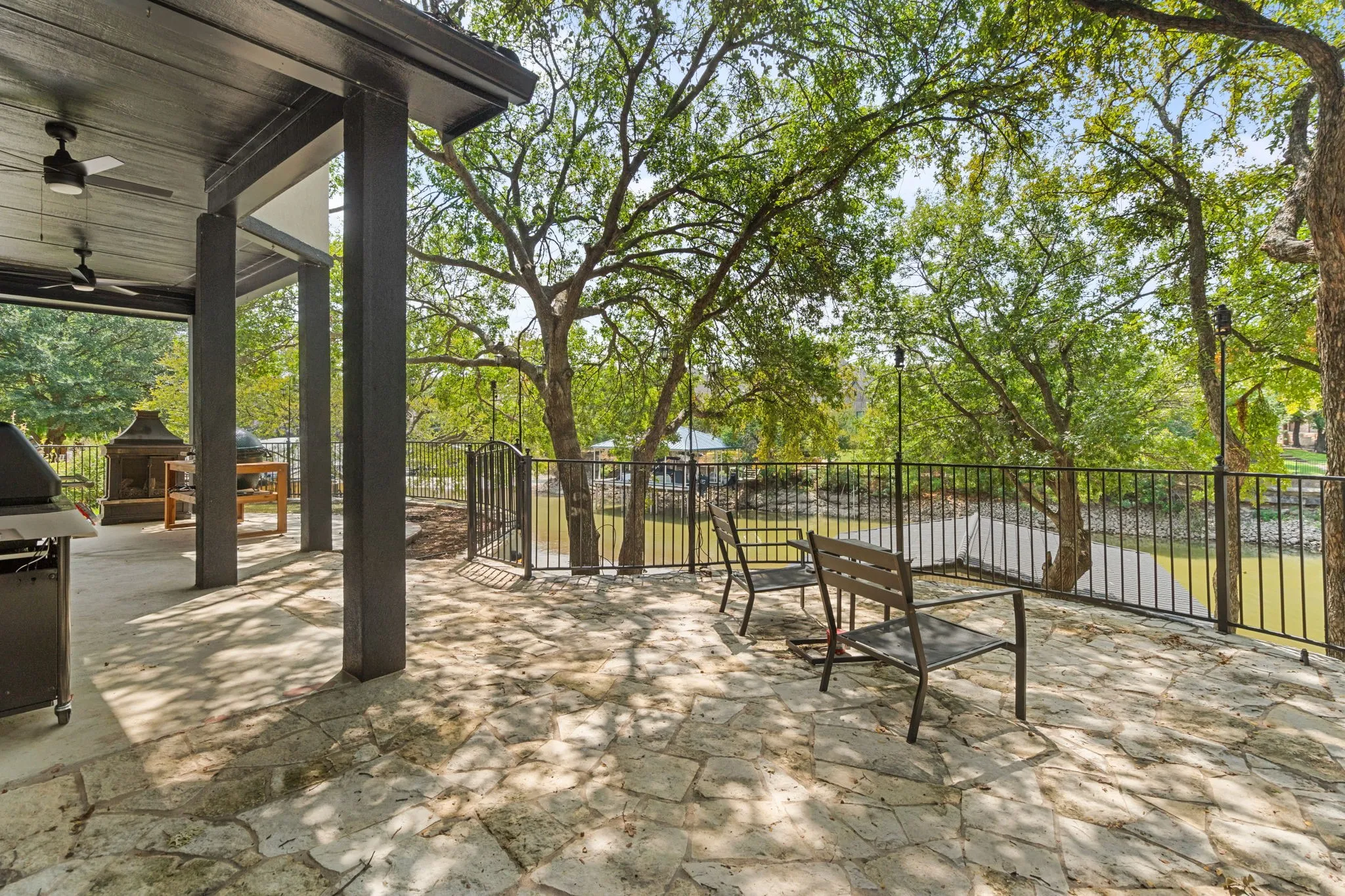 Single Family Residence For Rent in Tarrant County , 8517 Woodlake Circle, Fort Worth, Texas 76179, 4 Bedroom, 3 Bathroom, 3 Garage spaces, 3,404 Sqft, built in 1997, mls#21380276, Real Estate Agent in Fort Worth, Homes For Rent in Tarrant county, Homes For Rent in Fort Worth, Realtor in Fort Worth Texas, Real Estate Brokerage Independent Realty Texas, Luminita Cordes Realtor
