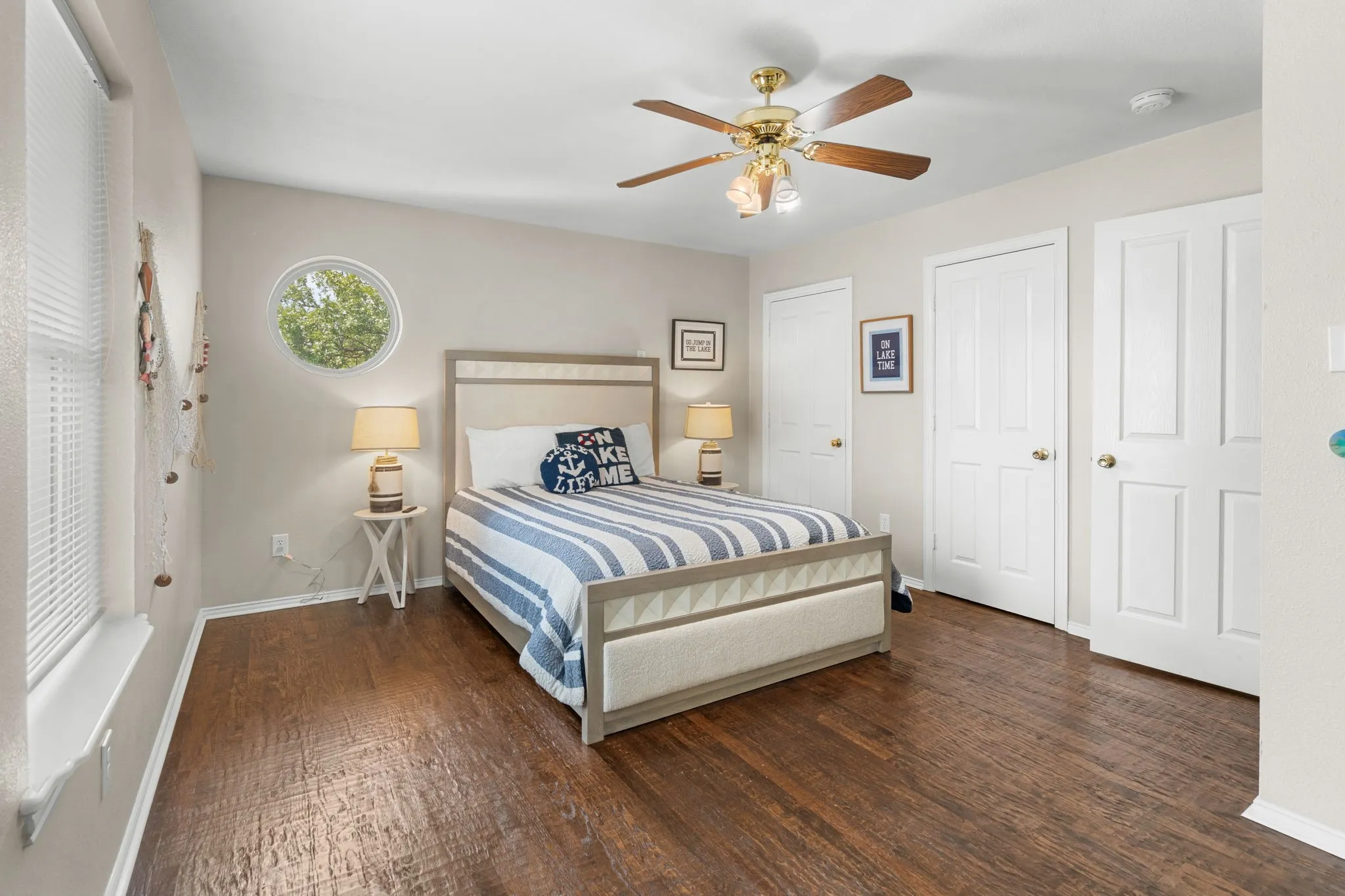 Single Family Residence For Rent in Tarrant County , 8517 Woodlake Circle, Fort Worth, Texas 76179, 4 Bedroom, 3 Bathroom, 3 Garage spaces, 3,404 Sqft, built in 1997, mls#21380276, Real Estate Agent in Fort Worth, Homes For Rent in Tarrant county, Homes For Rent in Fort Worth, Realtor in Fort Worth Texas, Real Estate Brokerage Independent Realty Texas, Luminita Cordes Realtor
