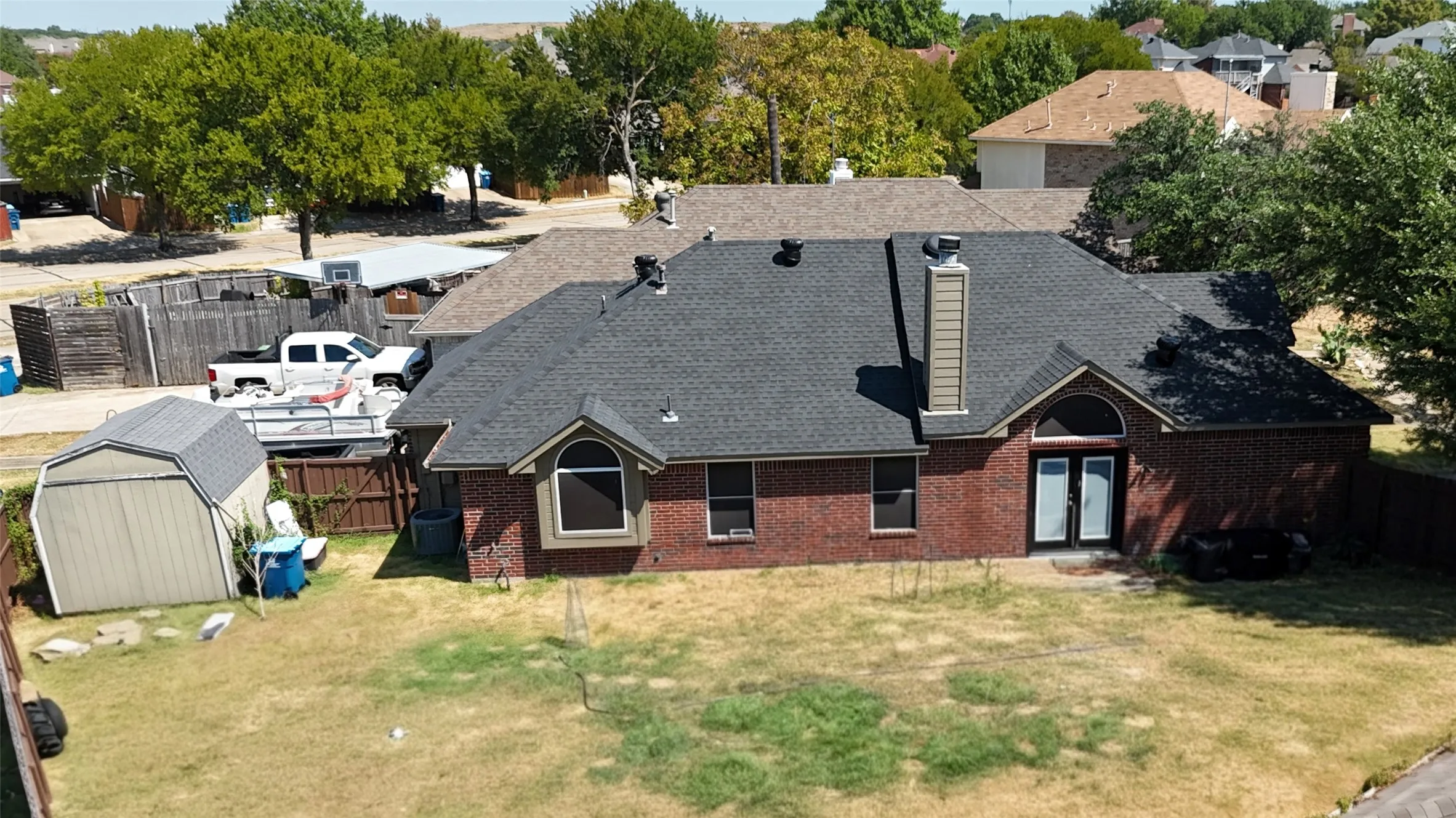 Single Family Residence For Sale in Dallas County , 6618 Bandalia Drive, Rowlett, Texas 75089, 3 Bedroom, 2 Bathroom, 2 Garage spaces, 1,386 Sqft, built in 1992, mls#21380225, Real Estate Agent in Rowlett, Homes For Sale in Dallas county, Homes For Sale in Rowlett, Realtor in Rowlett Texas, Real Estate Brokerage Independent Realty Texas, Luminita Cordes Realtor