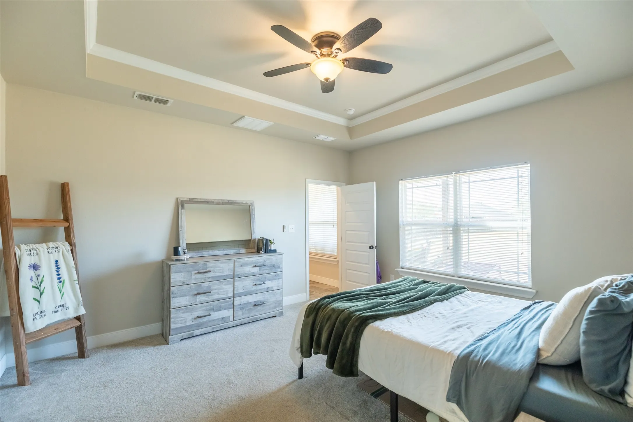 Single Family Residence For Sale in Taylor County , 253 Hog Eye Road, Abilene, Texas 79602, 3 Bedroom, 2 Bathroom, 2 Garage spaces, 1,828 Sqft, built in 2017, mls#21378886, Real Estate Agent in Abilene, Homes For Sale in Taylor county, Homes For Sale in Abilene, Realtor in Abilene Texas, Real Estate Brokerage Independent Realty Texas, Luminita Cordes Realtor
