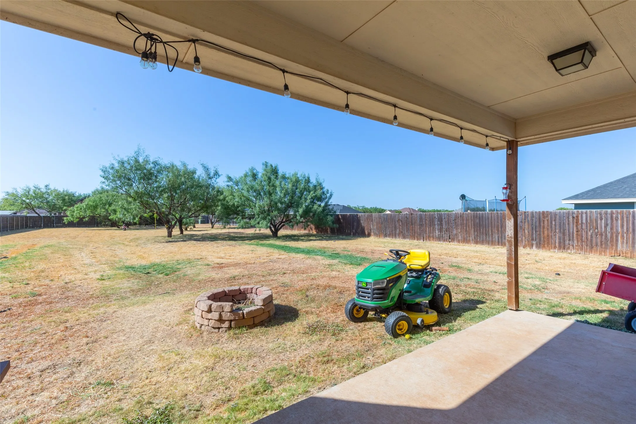 Single Family Residence For Sale in Taylor County , 253 Hog Eye Road, Abilene, Texas 79602, 3 Bedroom, 2 Bathroom, 2 Garage spaces, 1,828 Sqft, built in 2017, mls#21378886, Real Estate Agent in Abilene, Homes For Sale in Taylor county, Homes For Sale in Abilene, Realtor in Abilene Texas, Real Estate Brokerage Independent Realty Texas, Luminita Cordes Realtor