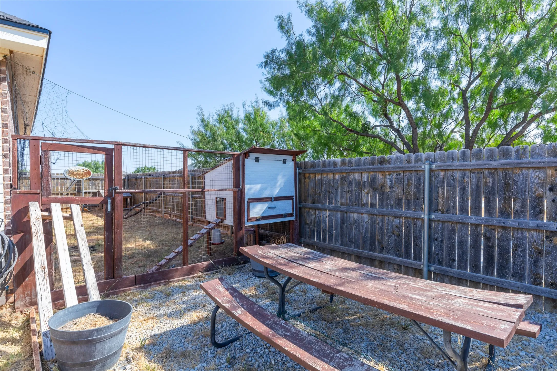 Single Family Residence For Sale in Taylor County , 253 Hog Eye Road, Abilene, Texas 79602, 3 Bedroom, 2 Bathroom, 2 Garage spaces, 1,828 Sqft, built in 2017, mls#21378886, Real Estate Agent in Abilene, Homes For Sale in Taylor county, Homes For Sale in Abilene, Realtor in Abilene Texas, Real Estate Brokerage Independent Realty Texas, Luminita Cordes Realtor