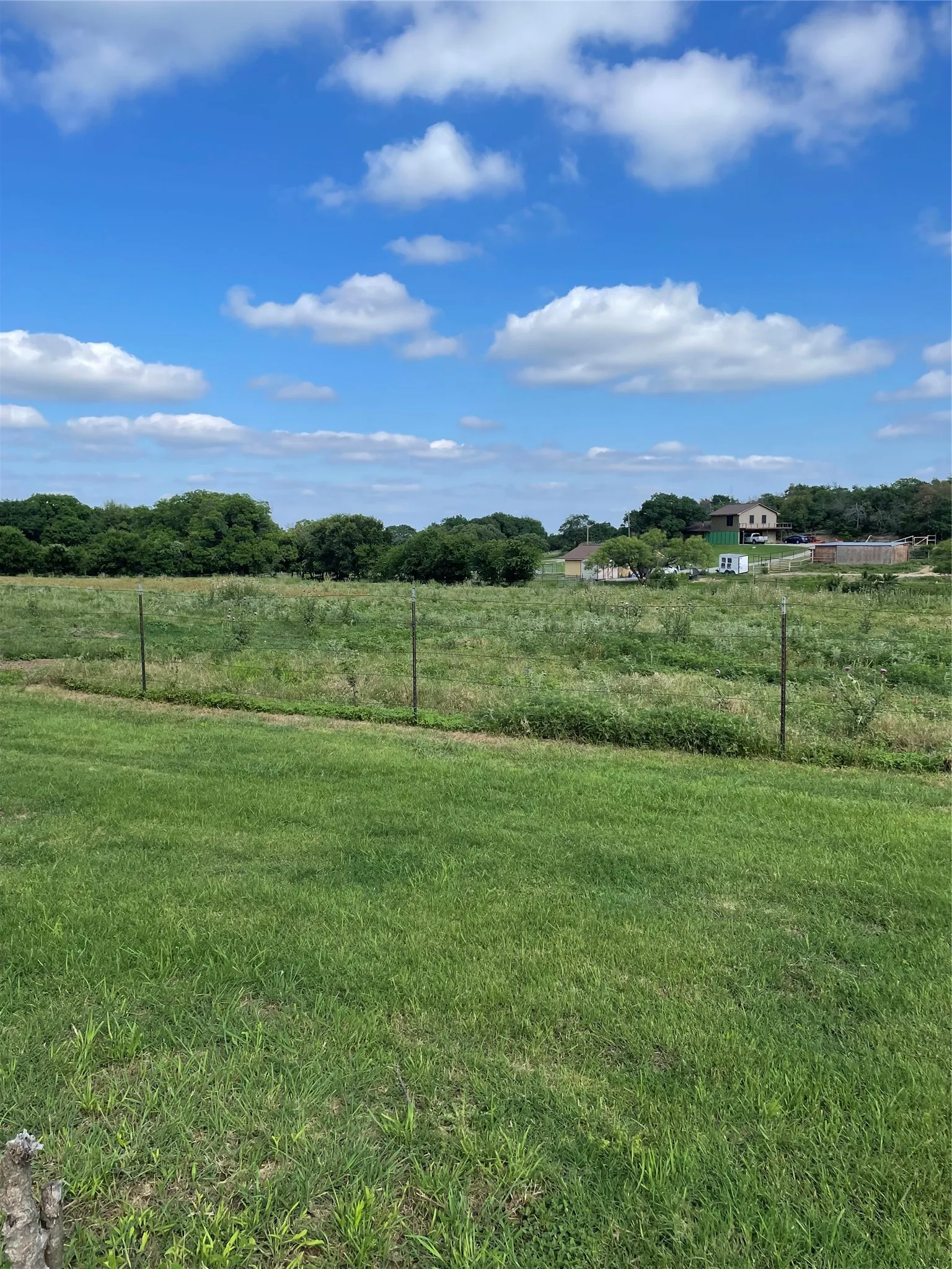 Single Family Residence For Rent in Parker County , 300 Rt Lane, Weatherford, Texas 76085, 3 Bedroom, 2 Bathroom, Garage spaces, 1,701 Sqft, built in 1969, mls#21380313, Real Estate Agent in Weatherford, Homes For Rent in Parker county, Homes For Rent in Weatherford, Realtor in Weatherford Texas, Real Estate Brokerage Independent Realty Texas, Luminita Cordes Realtor
