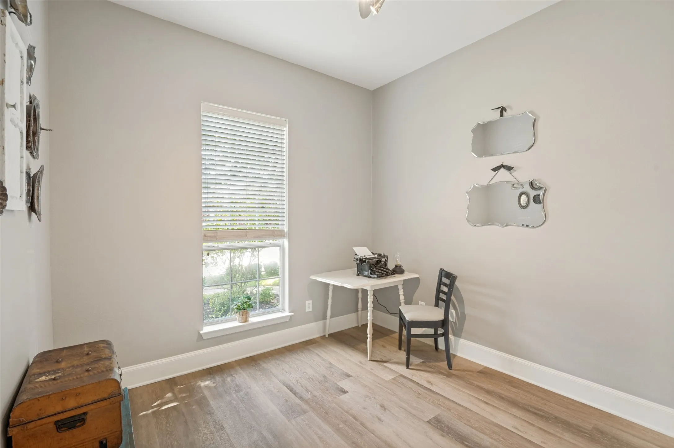 Single Family Residence For Sale in Denton County , 3942 Navarro Way, Frisco, Texas 75034, 3 Bedroom, 3 Bathroom, 2 Garage spaces, 2,401 Sqft, built in 2000, mls#21374035, Real Estate Agent in Frisco, Homes For Sale in Denton county, Homes For Sale in Frisco, Realtor in Frisco Texas, Real Estate Brokerage Independent Realty Texas, Luminita Cordes Realtor