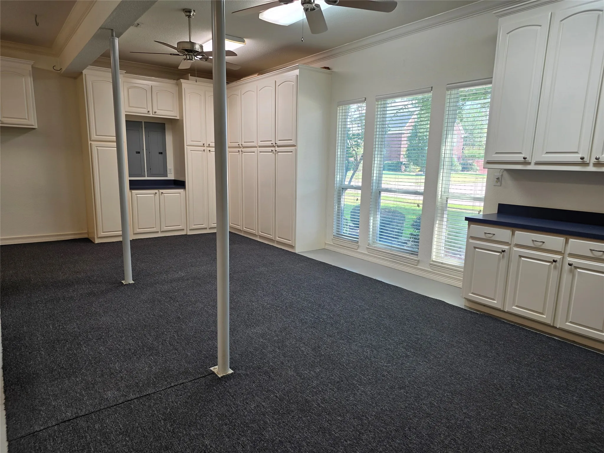 Single Family Residence For Sale in Tarrant County , 1804 Mesquite Court, Southlake, Texas 76092, 5 Bedroom, 4 Bathroom, 3 Garage spaces, 5,929 Sqft, built in 1998, mls#21379631, Real Estate Agent in Southlake, Homes For Sale in Tarrant county, Homes For Sale in Southlake, Realtor in Southlake Texas, Real Estate Brokerage Independent Realty Texas, Luminita Cordes Realtor