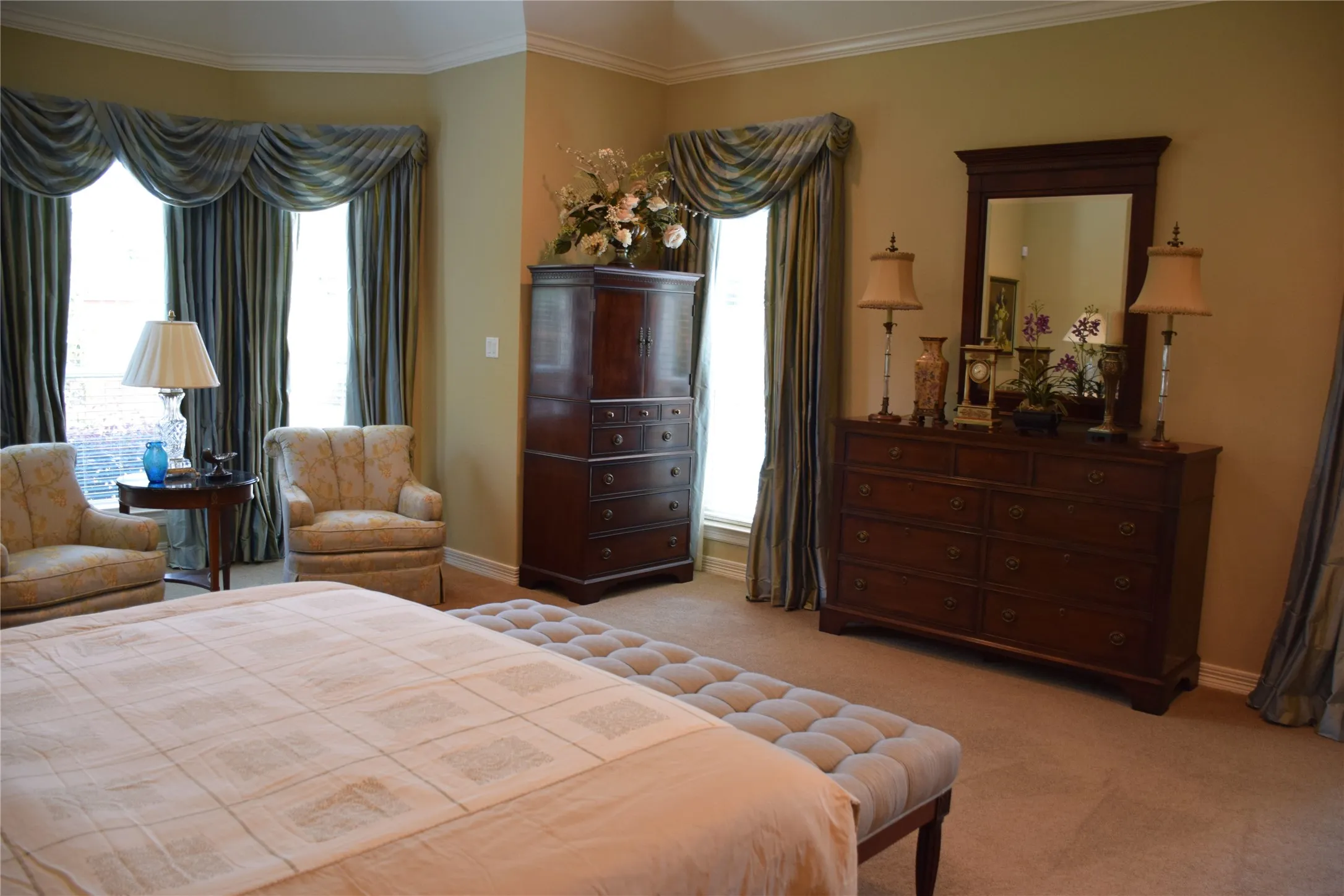 Single Family Residence For Sale in Tarrant County , 1804 Mesquite Court, Southlake, Texas 76092, 5 Bedroom, 4 Bathroom, 3 Garage spaces, 5,929 Sqft, built in 1998, mls#21379631, Real Estate Agent in Southlake, Homes For Sale in Tarrant county, Homes For Sale in Southlake, Realtor in Southlake Texas, Real Estate Brokerage Independent Realty Texas, Luminita Cordes Realtor