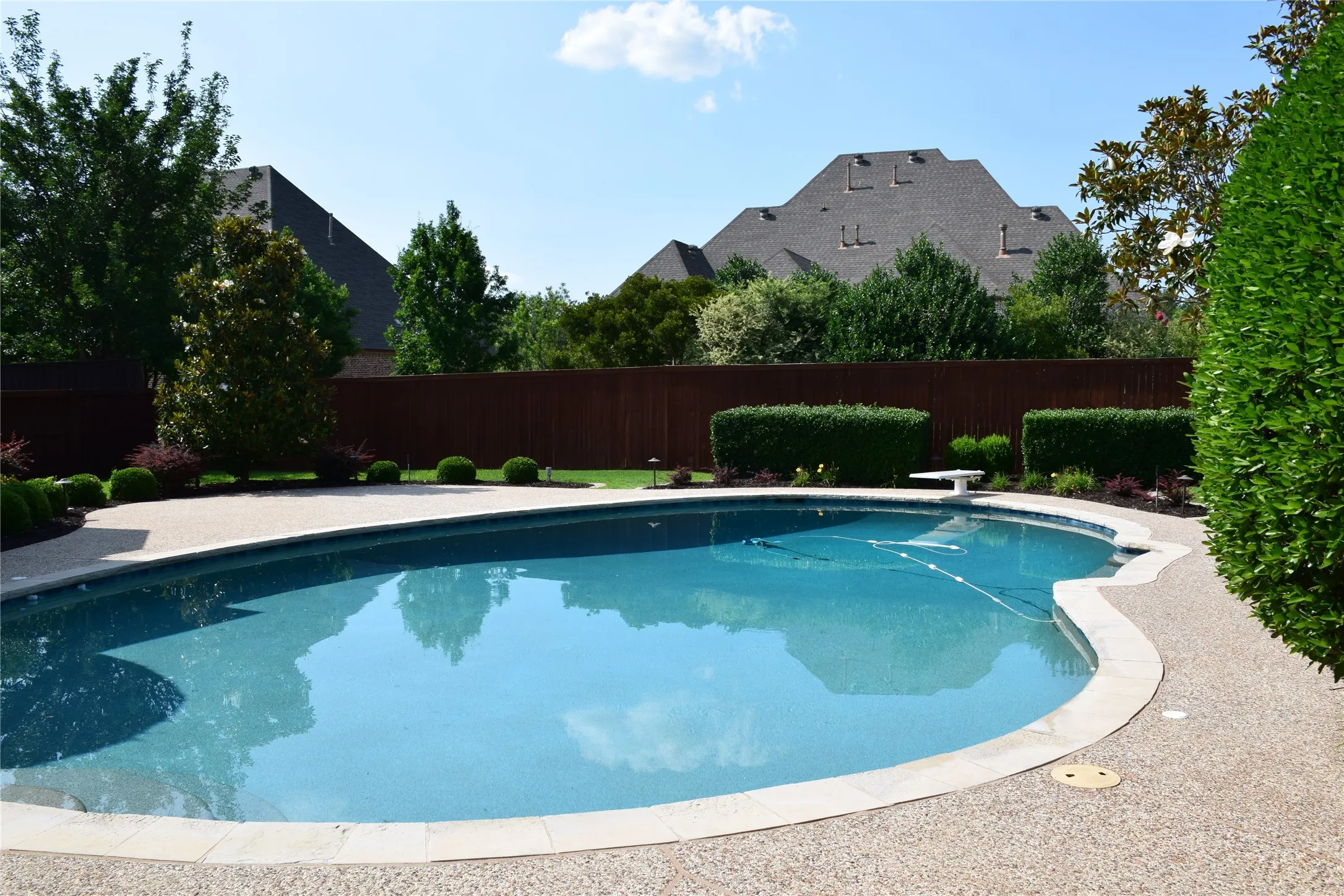Single Family Residence For Sale in Tarrant County , 1804 Mesquite Court, Southlake, Texas 76092, 5 Bedroom, 4 Bathroom, 3 Garage spaces, 5,929 Sqft, built in 1998, mls#21379631, Real Estate Agent in Southlake, Homes For Sale in Tarrant county, Homes For Sale in Southlake, Realtor in Southlake Texas, Real Estate Brokerage Independent Realty Texas, Luminita Cordes Realtor