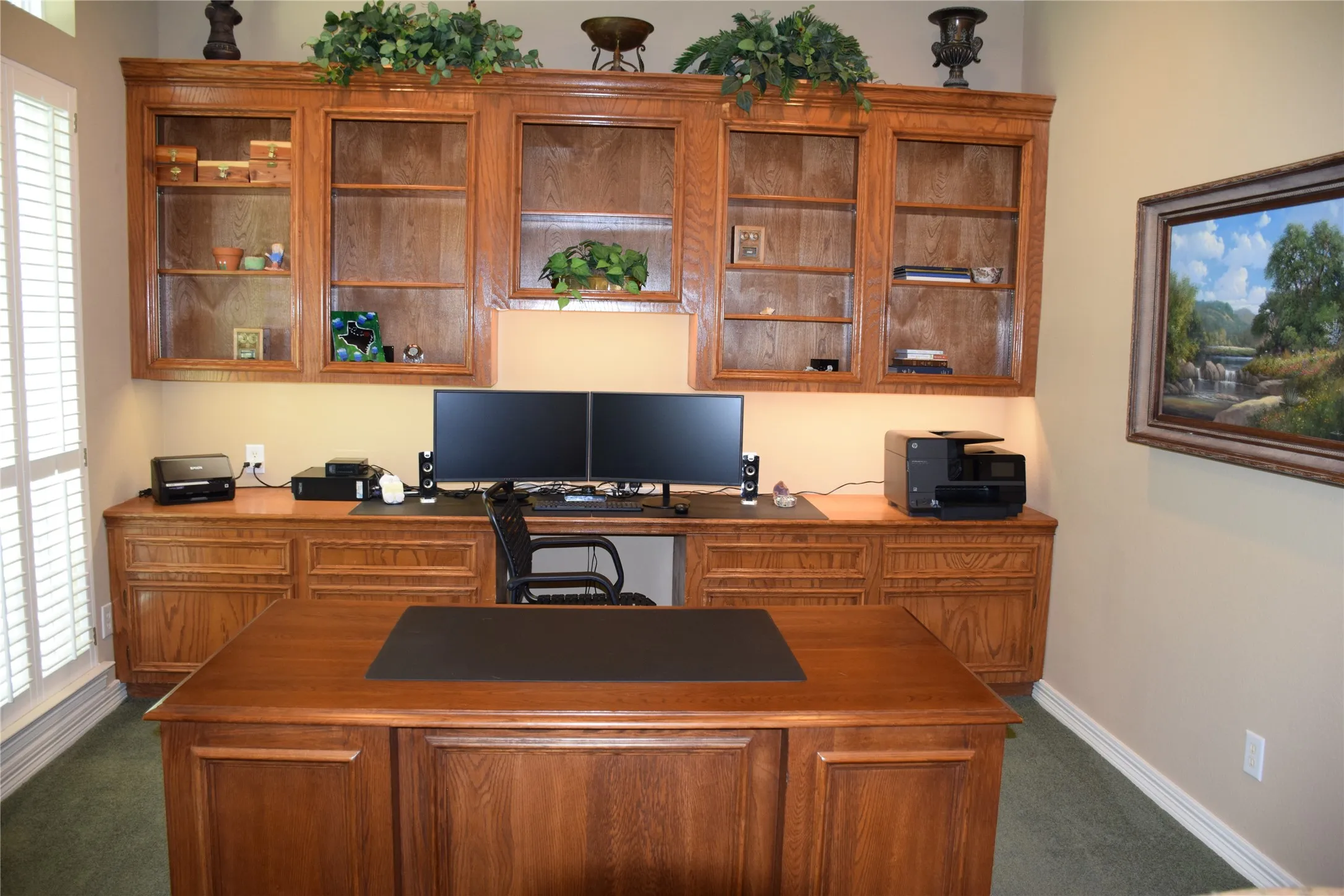 Single Family Residence For Sale in Tarrant County , 1804 Mesquite Court, Southlake, Texas 76092, 5 Bedroom, 4 Bathroom, 3 Garage spaces, 5,929 Sqft, built in 1998, mls#21379631, Real Estate Agent in Southlake, Homes For Sale in Tarrant county, Homes For Sale in Southlake, Realtor in Southlake Texas, Real Estate Brokerage Independent Realty Texas, Luminita Cordes Realtor