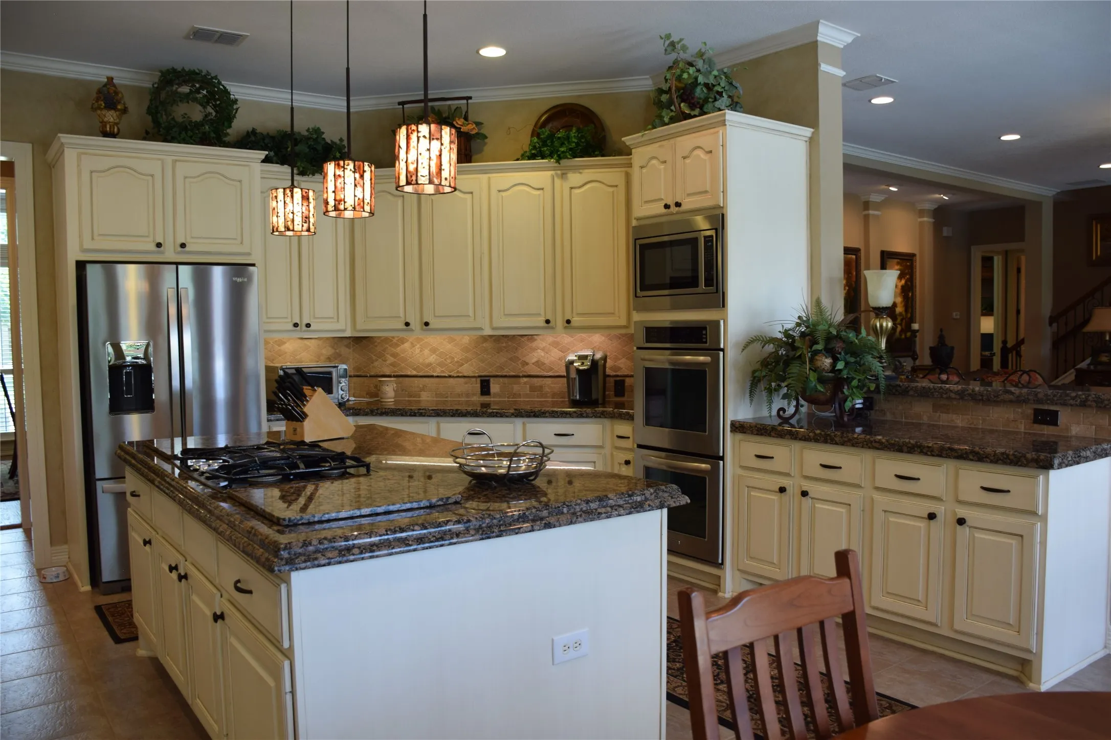 Single Family Residence For Sale in Tarrant County , 1804 Mesquite Court, Southlake, Texas 76092, 5 Bedroom, 4 Bathroom, 3 Garage spaces, 5,929 Sqft, built in 1998, mls#21379631, Real Estate Agent in Southlake, Homes For Sale in Tarrant county, Homes For Sale in Southlake, Realtor in Southlake Texas, Real Estate Brokerage Independent Realty Texas, Luminita Cordes Realtor