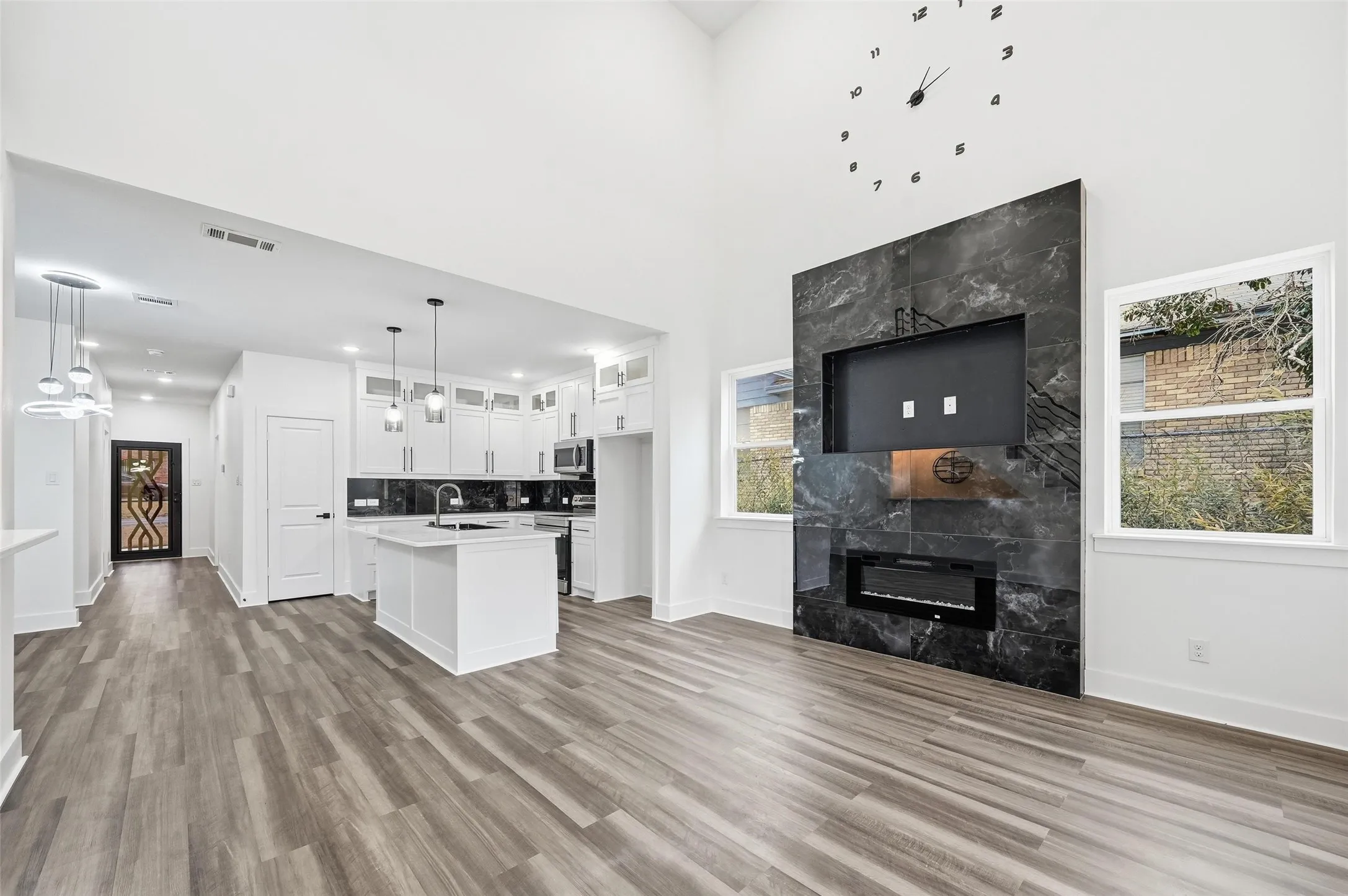 Single Family Residence For Sale in Dallas County , 4448 Marcell Avenue, Dallas, Texas 75211, 4 Bedroom, 4 Bathroom, 2 Garage spaces, 2,067 Sqft, built in 2024, mls#21380039, Real Estate Agent in Dallas, Homes For Sale in Dallas county, Homes For Sale in Dallas, Realtor in Dallas Texas, Real Estate Brokerage Independent Realty Texas, Luminita Cordes Realtor