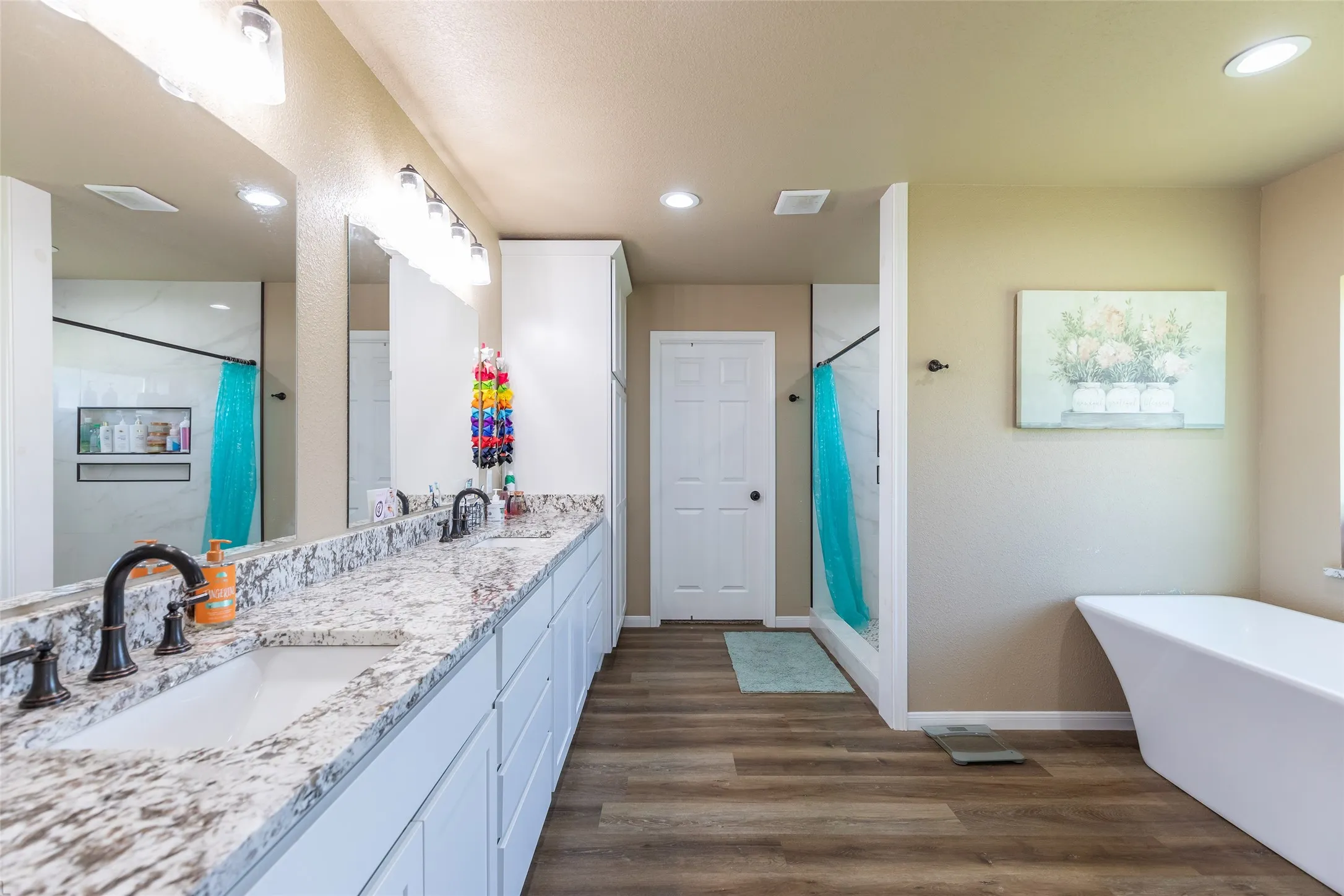 Single Family Residence For Sale in Callahan County , 1300 Ross Street, Clyde, Texas 79510, 4 Bedroom, 3 Bathroom, 2 Garage spaces, 2,920 Sqft, built in 2023, mls#21380315, Real Estate Agent in Clyde, Homes For Sale in Callahan county, Homes For Sale in Clyde, Realtor in Clyde Texas, Real Estate Brokerage Independent Realty Texas, Luminita Cordes Realtor