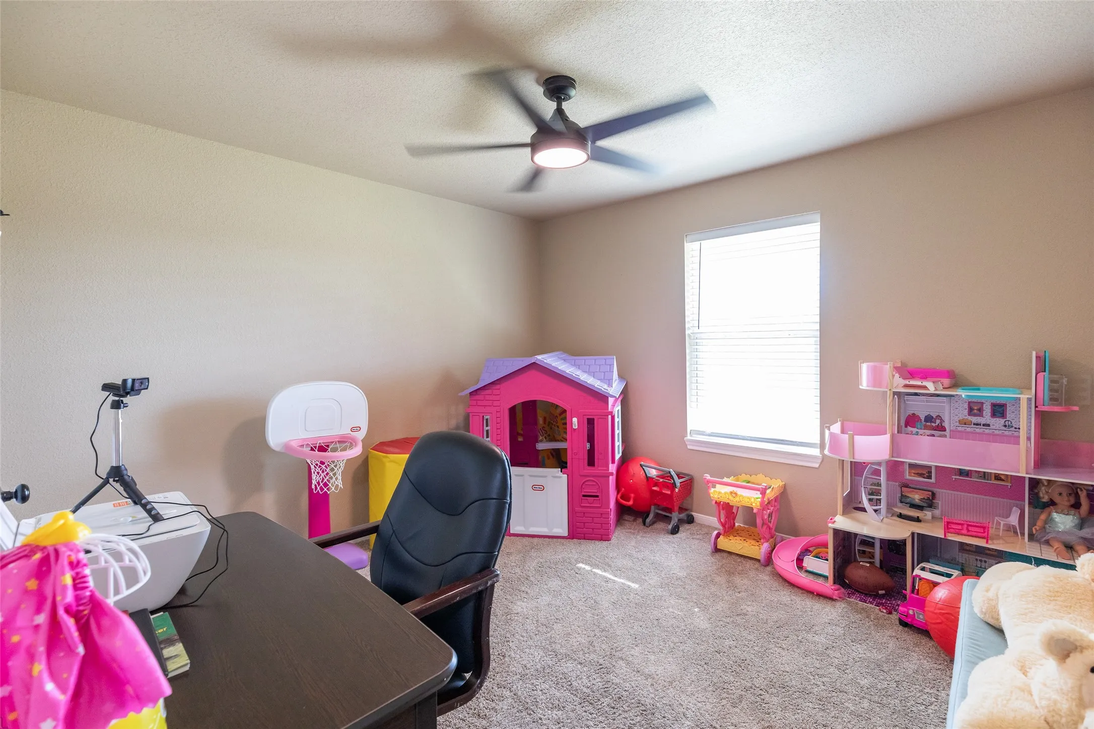 Single Family Residence For Sale in Callahan County , 1300 Ross Street, Clyde, Texas 79510, 4 Bedroom, 3 Bathroom, 2 Garage spaces, 2,920 Sqft, built in 2023, mls#21380315, Real Estate Agent in Clyde, Homes For Sale in Callahan county, Homes For Sale in Clyde, Realtor in Clyde Texas, Real Estate Brokerage Independent Realty Texas, Luminita Cordes Realtor