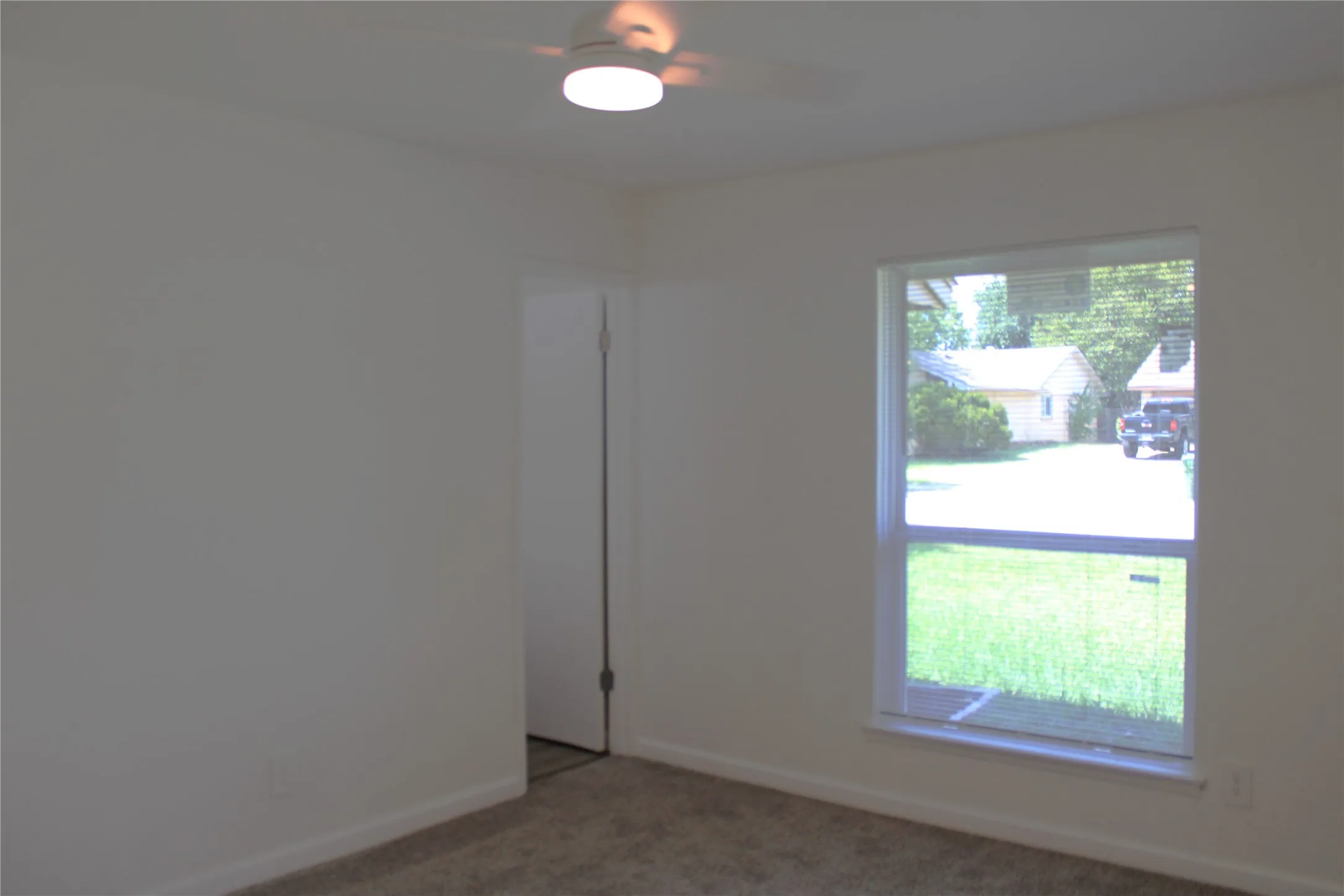 Single Family Residence For Sale in Dallas County , 918 Heritage Circle, Garland, Texas 75043, 3 Bedroom, 2 Bathroom, 2 Garage spaces, 1,230 Sqft, built in 1969, mls#21380314, Real Estate Agent in Garland, Homes For Sale in Dallas county, Homes For Sale in Garland, Realtor in Garland Texas, Real Estate Brokerage Independent Realty Texas, Luminita Cordes Realtor
