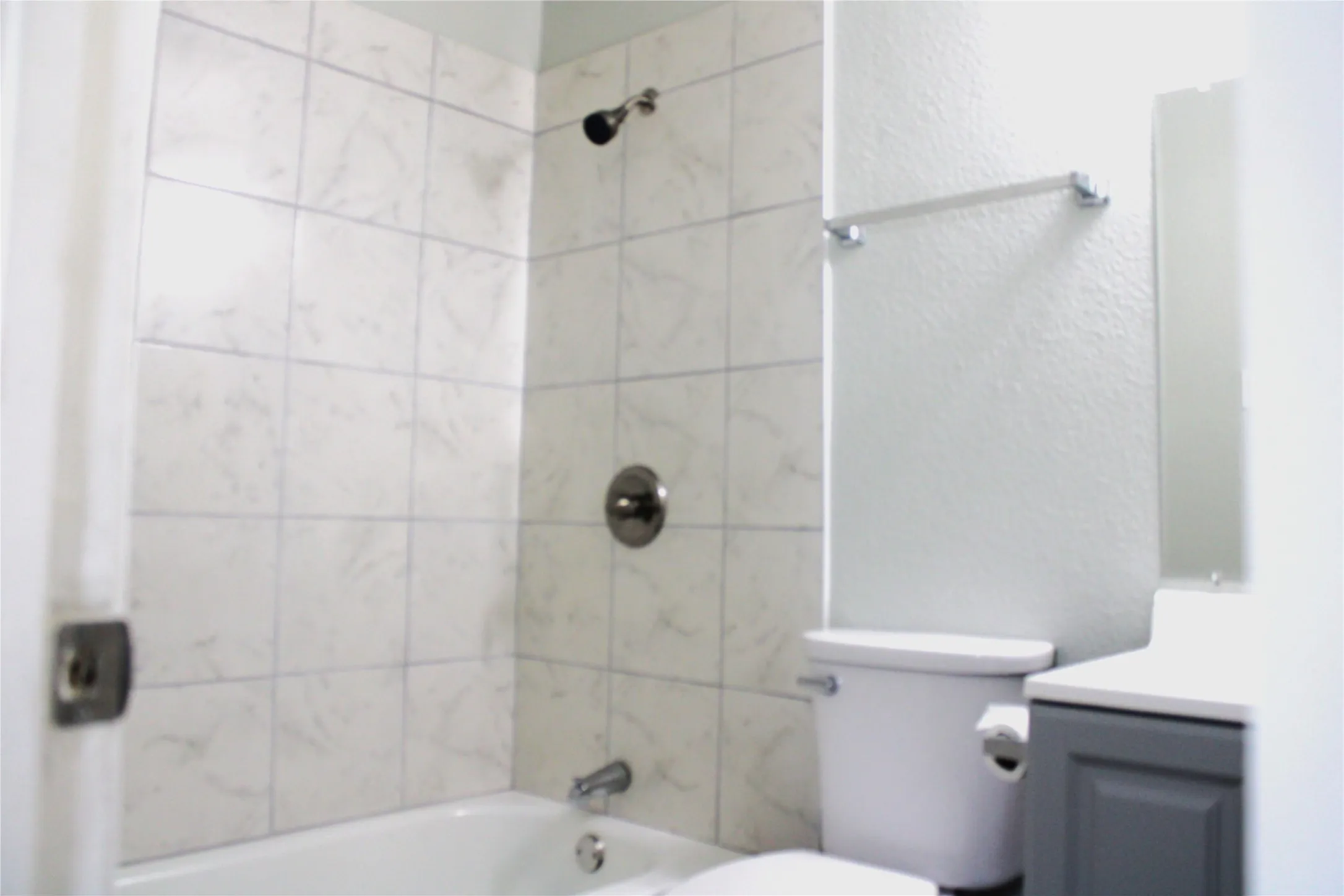 Single Family Residence For Sale in Dallas County , 918 Heritage Circle, Garland, Texas 75043, 3 Bedroom, 2 Bathroom, 2 Garage spaces, 1,230 Sqft, built in 1969, mls#21380314, Real Estate Agent in Garland, Homes For Sale in Dallas county, Homes For Sale in Garland, Realtor in Garland Texas, Real Estate Brokerage Independent Realty Texas, Luminita Cordes Realtor