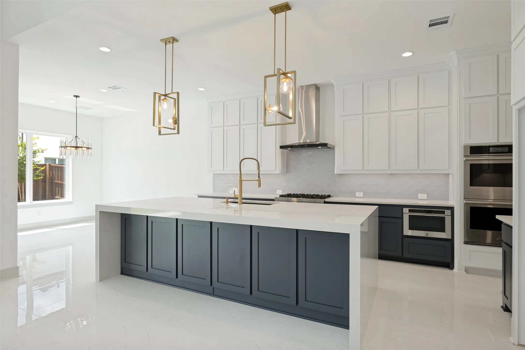 Single Family Residence For Rent in Collin County , 10347 Indigo Bush Lane, Frisco, Texas 75035, 6 Bedroom, 5 Bathroom, 3 Garage spaces, 4,989 Sqft, built in 2026, mls#21380160, Real Estate Agent in Frisco, Homes For Rent in Collin county, Homes For Rent in Frisco, Realtor in Frisco Texas, Real Estate Brokerage Independent Realty Texas, Luminita Cordes Realtor
