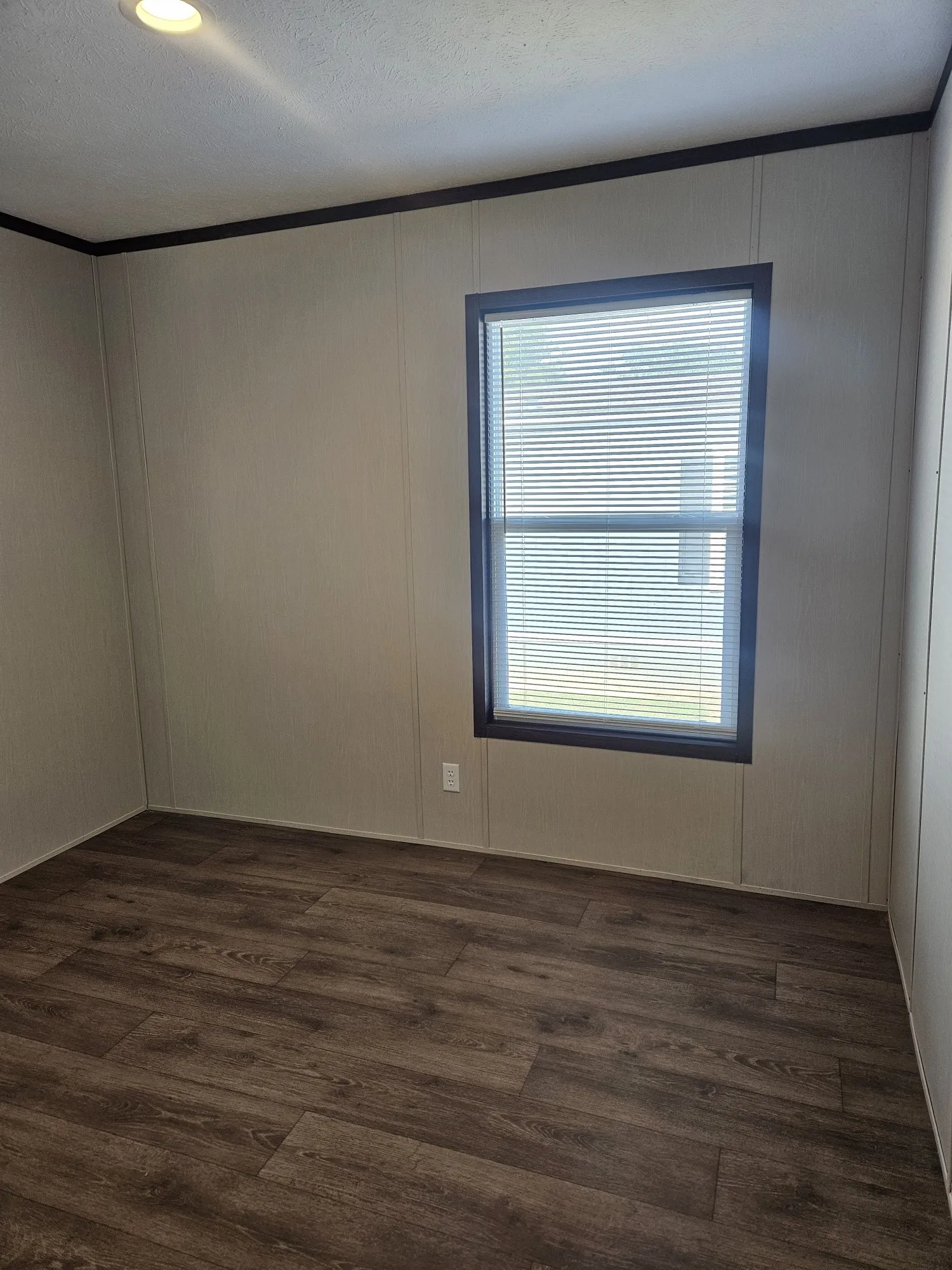 Manufactured Home For Rent in Parker County , 6501 W Hwy 199 6503, Springtown, Texas 76082, 3 Bedroom, 2 Bathroom, Garage spaces, 1,216 Sqft, built in 2014, mls#21380327, Real Estate Agent in Springtown, Homes For Rent in Parker county, Homes For Rent in Springtown, Realtor in Springtown Texas, Real Estate Brokerage Independent Realty Texas, Luminita Cordes Realtor