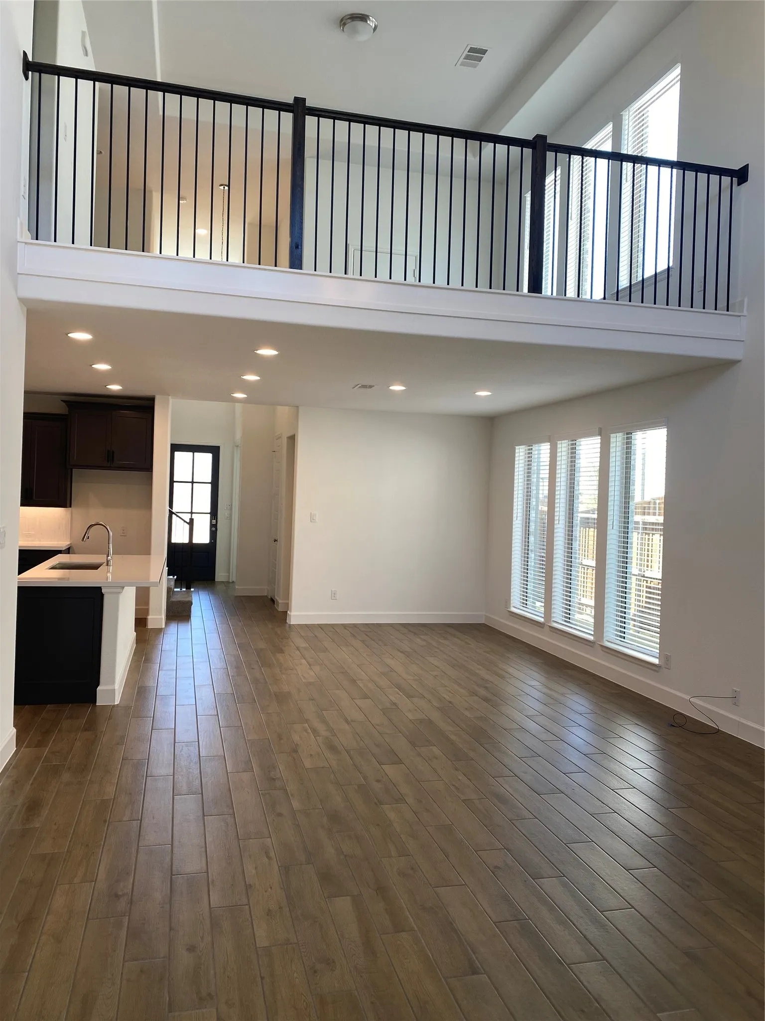 Single Family Residence For Rent in Johnson County , 1624 Bulls Eye Road, Mansfield, Texas 76063, 4 Bedroom, 4 Bathroom, 2 Garage spaces, 2,594 Sqft, built in 2024, mls#21380326, Real Estate Agent in Mansfield, Homes For Rent in Johnson county, Homes For Rent in Mansfield, Realtor in Mansfield Texas, Real Estate Brokerage Independent Realty Texas, Luminita Cordes Realtor