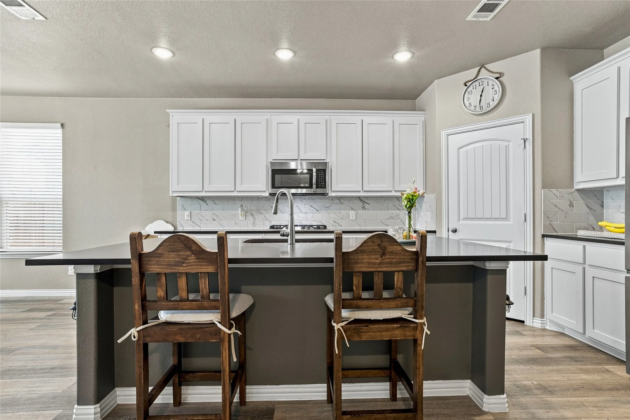 Single Family Residence For Sale in Tarrant County , 1961 Bellatrix Drive, Haslet, Texas 76052, 4 Bedroom, 2 Bathroom, 2 Garage spaces, 1,953 Sqft, built in 2022, mls#21377942, Real Estate Agent in Haslet, Homes For Sale in Tarrant county, Homes For Sale in Haslet, Realtor in Haslet Texas, Real Estate Brokerage Independent Realty Texas, Luminita Cordes Realtor