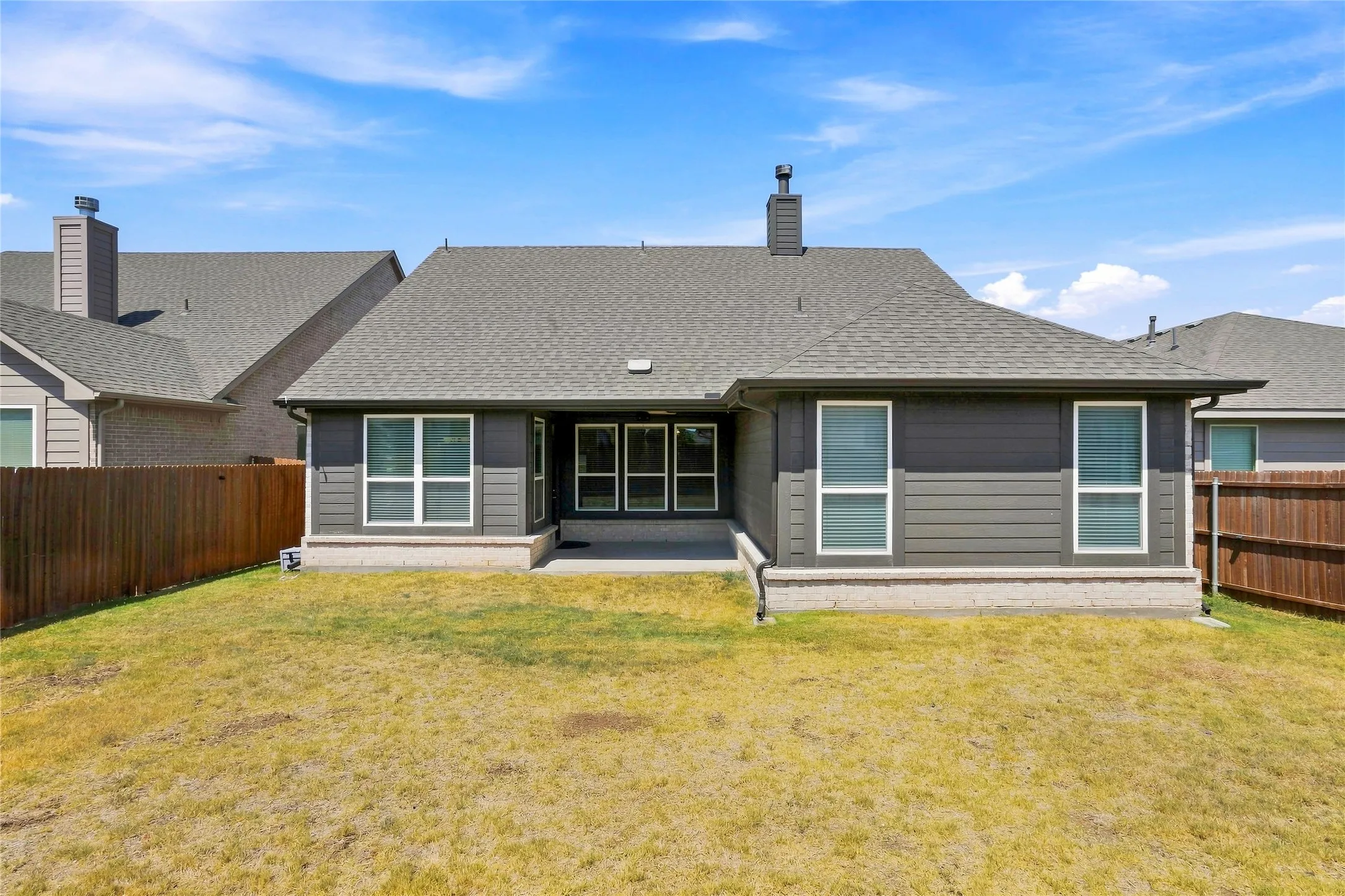 Single Family Residence For Sale in Tarrant County , 1961 Bellatrix Drive, Haslet, Texas 76052, 4 Bedroom, 2 Bathroom, 2 Garage spaces, 1,953 Sqft, built in 2022, mls#21377942, Real Estate Agent in Haslet, Homes For Sale in Tarrant county, Homes For Sale in Haslet, Realtor in Haslet Texas, Real Estate Brokerage Independent Realty Texas, Luminita Cordes Realtor