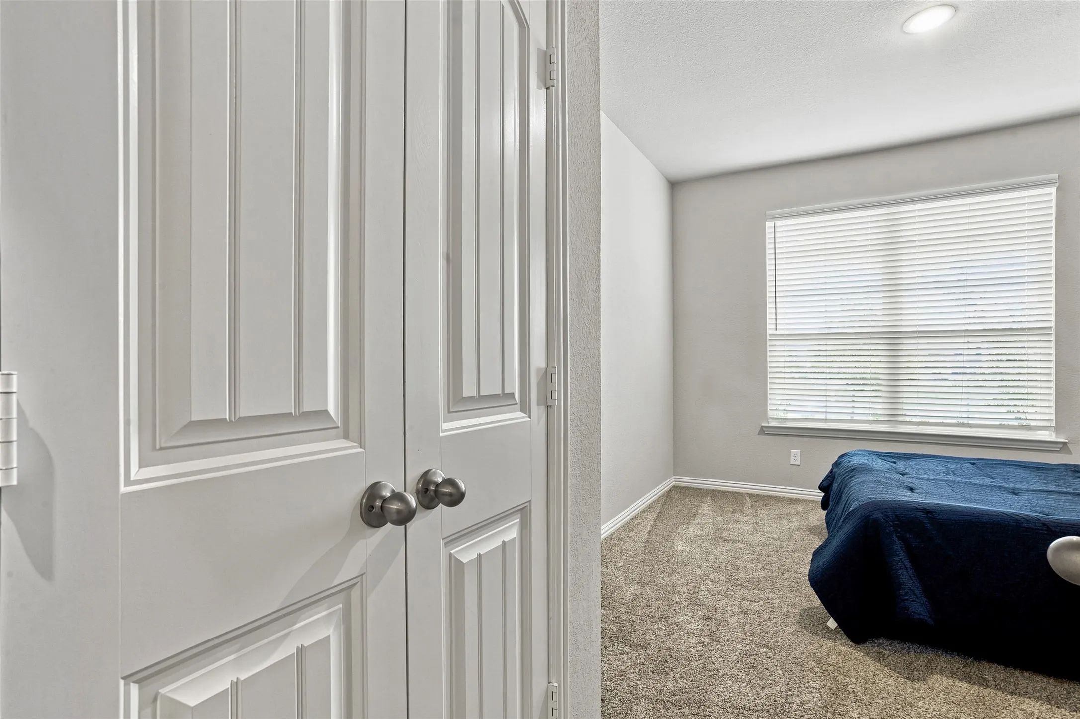 Single Family Residence For Sale in Tarrant County , 1961 Bellatrix Drive, Haslet, Texas 76052, 4 Bedroom, 2 Bathroom, 2 Garage spaces, 1,953 Sqft, built in 2022, mls#21377942, Real Estate Agent in Haslet, Homes For Sale in Tarrant county, Homes For Sale in Haslet, Realtor in Haslet Texas, Real Estate Brokerage Independent Realty Texas, Luminita Cordes Realtor