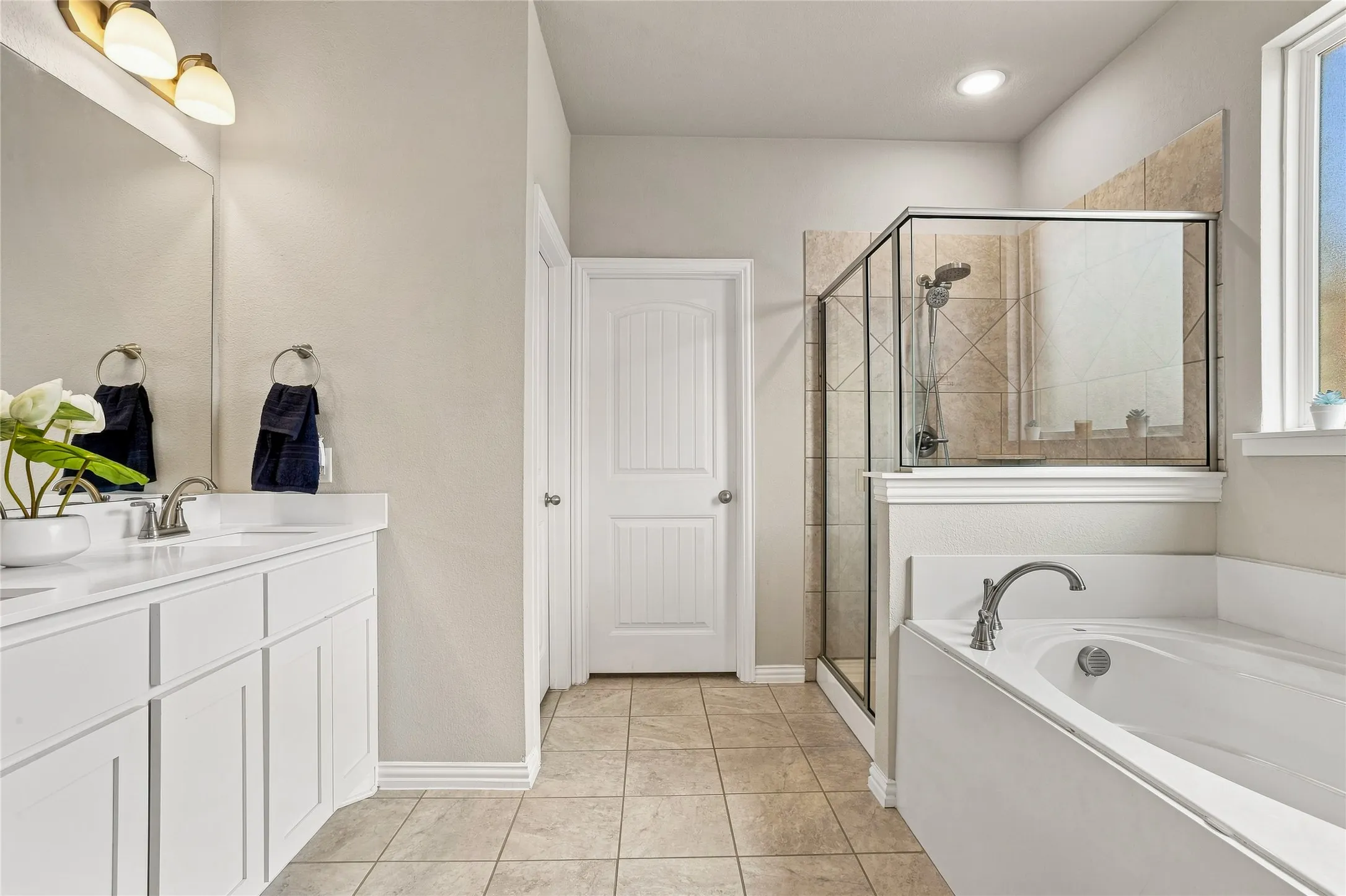 Single Family Residence For Sale in Tarrant County , 1961 Bellatrix Drive, Haslet, Texas 76052, 4 Bedroom, 2 Bathroom, 2 Garage spaces, 1,953 Sqft, built in 2022, mls#21377942, Real Estate Agent in Haslet, Homes For Sale in Tarrant county, Homes For Sale in Haslet, Realtor in Haslet Texas, Real Estate Brokerage Independent Realty Texas, Luminita Cordes Realtor