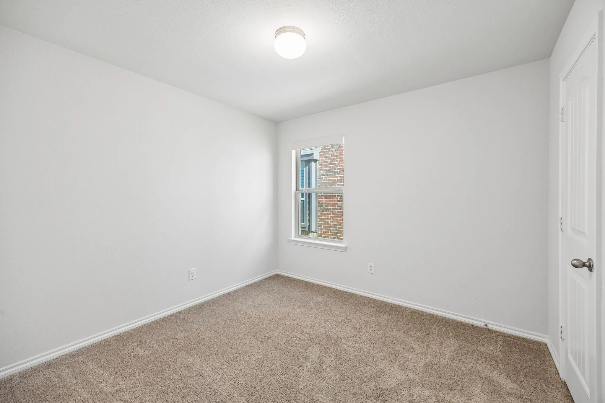 Single Family Residence For Sale in Tarrant County , 9916 Ginkgo Lane, Fort Worth, Texas 76036, 3 Bedroom, 2 Bathroom, 2 Garage spaces, 1,524 Sqft, built in 2022, mls#21380031, Real Estate Agent in Fort Worth, Homes For Sale in Tarrant county, Homes For Sale in Fort Worth, Realtor in Fort Worth Texas, Real Estate Brokerage Independent Realty Texas, Luminita Cordes Realtor