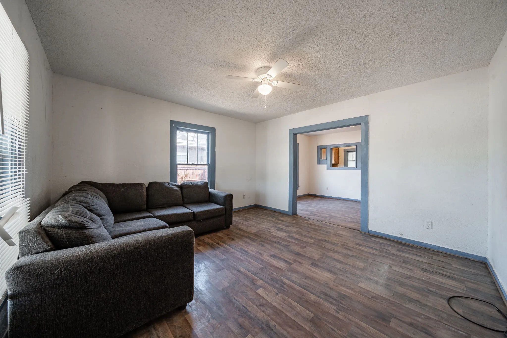 Single Family Residence For Sale in Jones County , 445 S CENTRAL, Hamlin, Texas 79520, 2 Bedroom, 1 Bathroom, Garage spaces, 1,060 Sqft, built in 1930, mls#21380336, Real Estate Agent in Hamlin, Homes For Sale in Jones county, Homes For Sale in Hamlin, Realtor in Hamlin Texas, Real Estate Brokerage Independent Realty Texas, Luminita Cordes Realtor