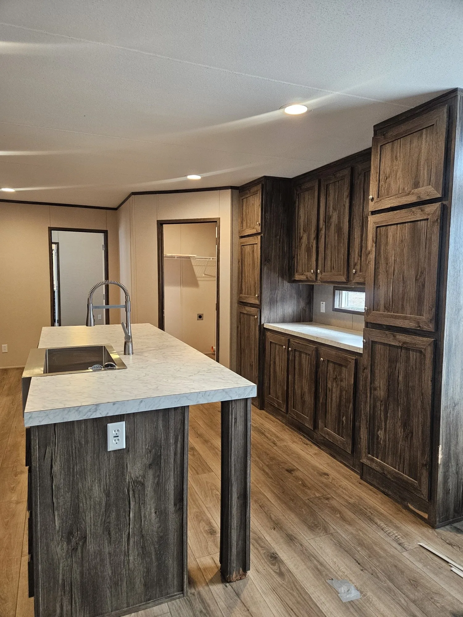 Manufactured Home For Rent in Parker County , 6501 W Hwy 199 6479, Springtown, Texas 76082, 3 Bedroom, 2 Bathroom, Garage spaces, 1,216 Sqft, built in 2020, mls#21380335, Real Estate Agent in Springtown, Homes For Rent in Parker county, Homes For Rent in Springtown, Realtor in Springtown Texas, Real Estate Brokerage Independent Realty Texas, Luminita Cordes Realtor
