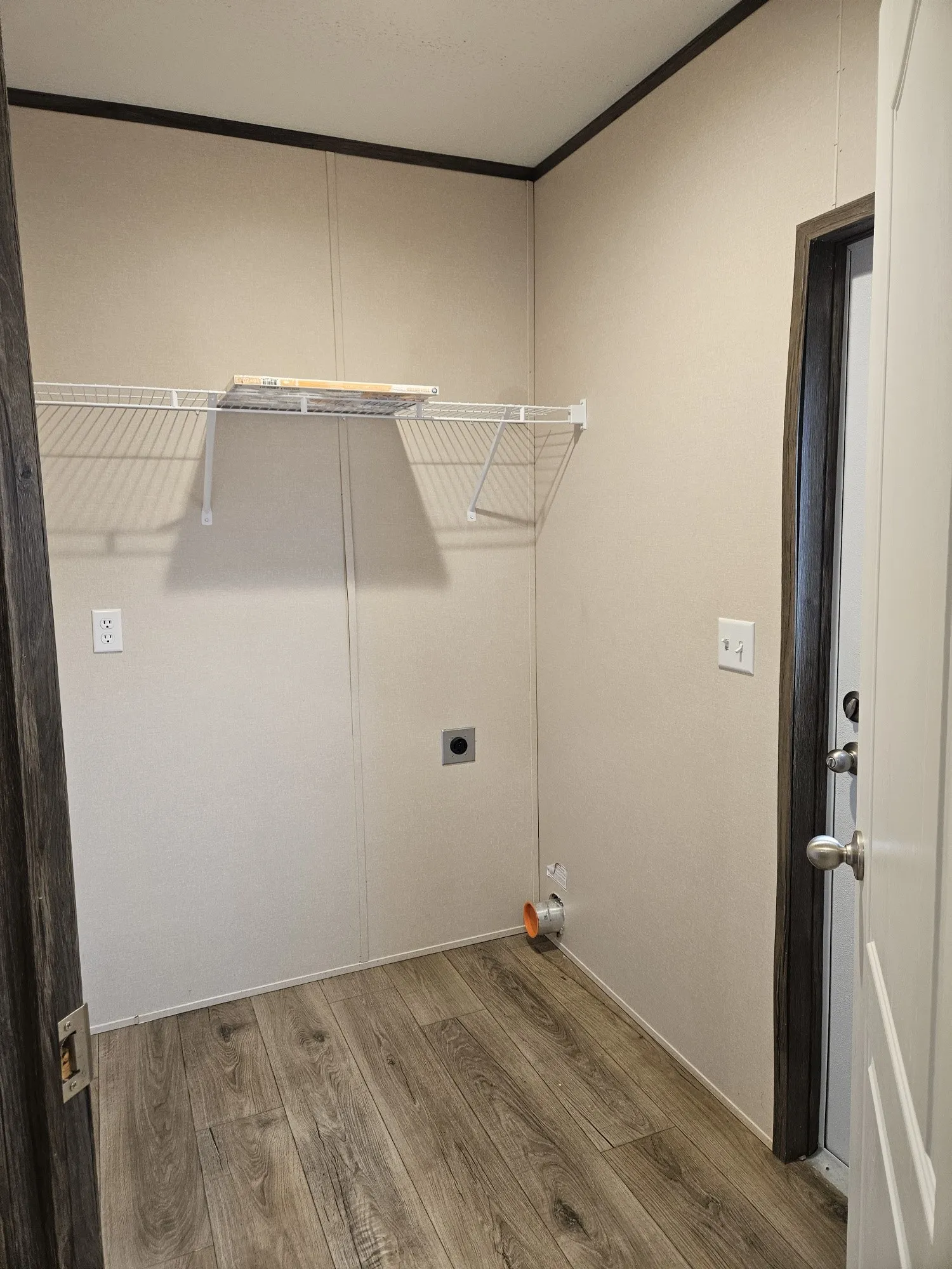 Manufactured Home For Rent in Parker County , 6501 W Hwy 199 6479, Springtown, Texas 76082, 3 Bedroom, 2 Bathroom, Garage spaces, 1,216 Sqft, built in 2020, mls#21380335, Real Estate Agent in Springtown, Homes For Rent in Parker county, Homes For Rent in Springtown, Realtor in Springtown Texas, Real Estate Brokerage Independent Realty Texas, Luminita Cordes Realtor