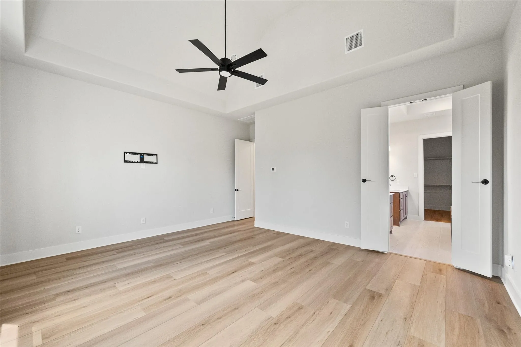 Single Family Residence For Sale in Ellis County , 7850 Woodstream Road, Midlothian, Texas 76065, 4 Bedroom, 3 Bathroom, 2 Garage spaces, 3,425 Sqft, built in 2024, mls#21371809, Real Estate Agent in Midlothian, Homes For Sale in Ellis county, Homes For Sale in Midlothian, Realtor in Midlothian Texas, Real Estate Brokerage Independent Realty Texas, Luminita Cordes Realtor