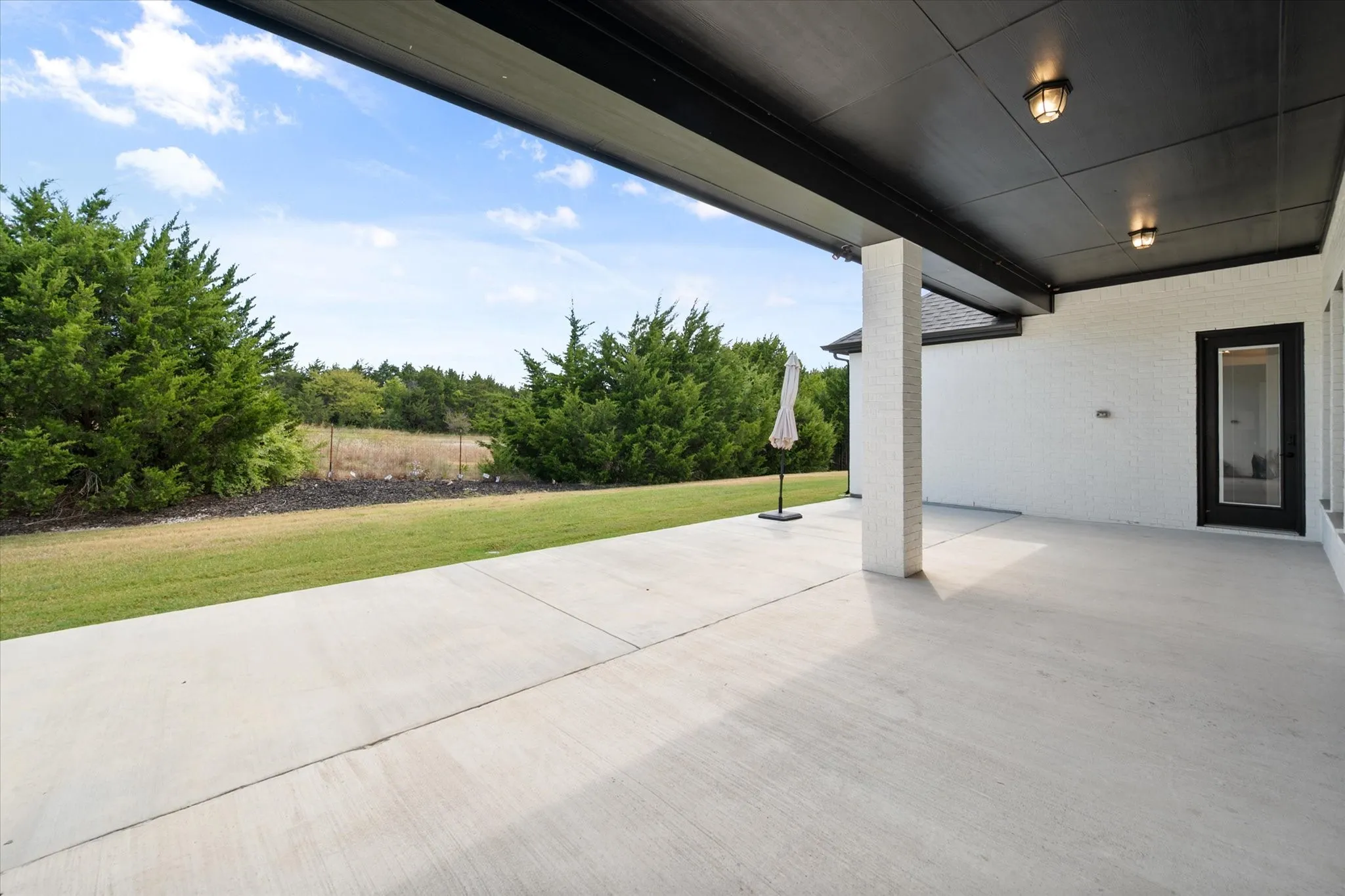 Single Family Residence For Sale in Ellis County , 7850 Woodstream Road, Midlothian, Texas 76065, 4 Bedroom, 3 Bathroom, 2 Garage spaces, 3,425 Sqft, built in 2024, mls#21371809, Real Estate Agent in Midlothian, Homes For Sale in Ellis county, Homes For Sale in Midlothian, Realtor in Midlothian Texas, Real Estate Brokerage Independent Realty Texas, Luminita Cordes Realtor