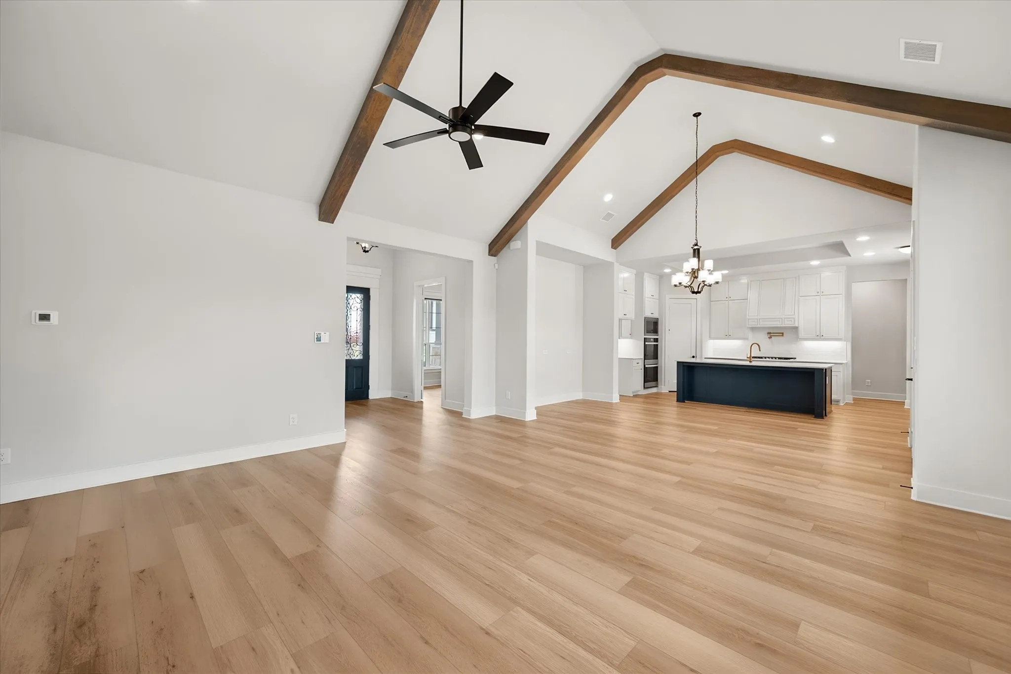 Single Family Residence For Sale in Ellis County , 7850 Woodstream Road, Midlothian, Texas 76065, 4 Bedroom, 3 Bathroom, 2 Garage spaces, 3,425 Sqft, built in 2024, mls#21371809, Real Estate Agent in Midlothian, Homes For Sale in Ellis county, Homes For Sale in Midlothian, Realtor in Midlothian Texas, Real Estate Brokerage Independent Realty Texas, Luminita Cordes Realtor
