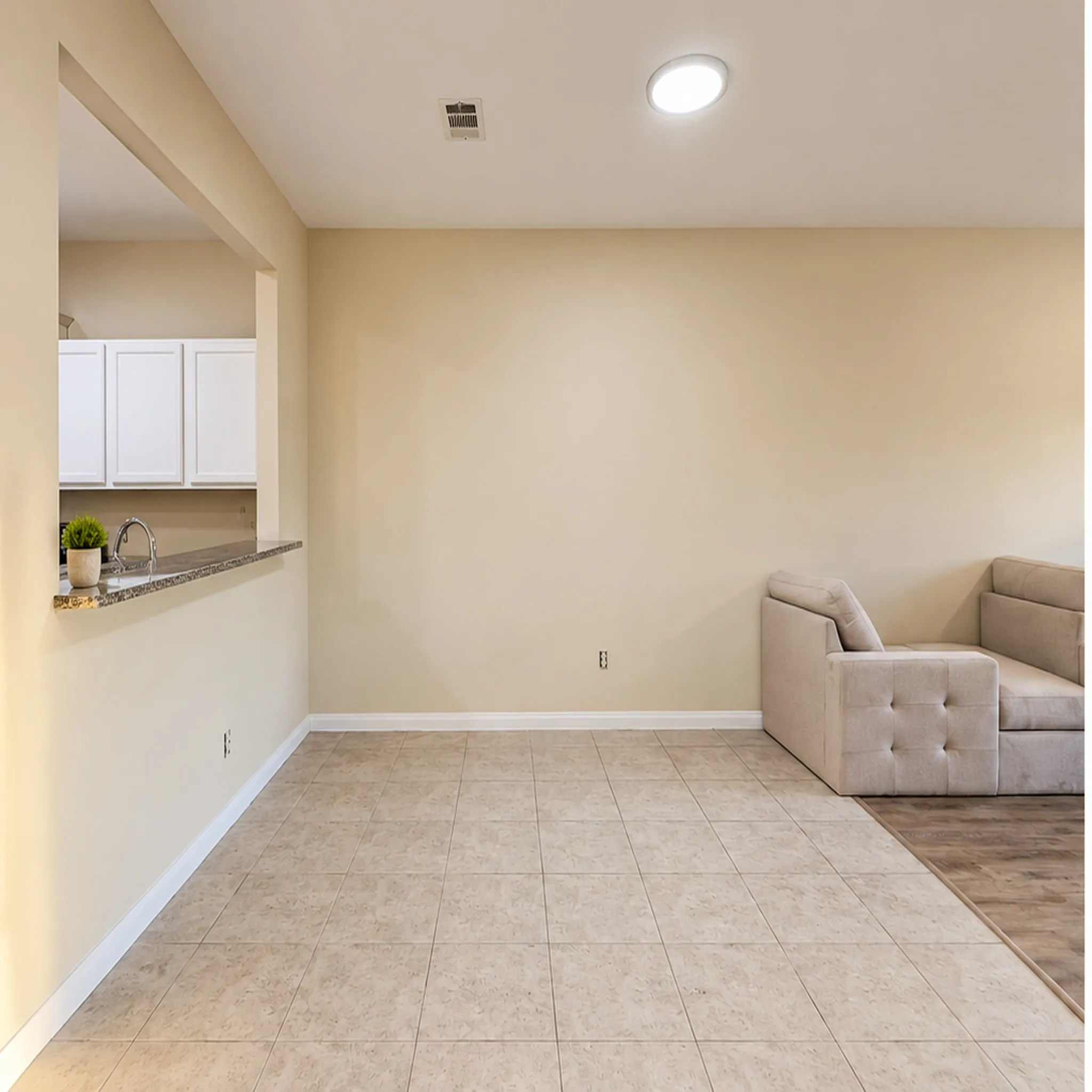 Single Family Residence For Rent in Tarrant County , 5945 Obsidian Creek Drive, Fort Worth, Texas 76179, 5 Bedroom, 3 Bathroom, 2 Garage spaces, 2,512 Sqft, built in 2019, mls#21380343, Real Estate Agent in Fort Worth, Homes For Rent in Tarrant county, Homes For Rent in Fort Worth, Realtor in Fort Worth Texas, Real Estate Brokerage Independent Realty Texas, Luminita Cordes Realtor