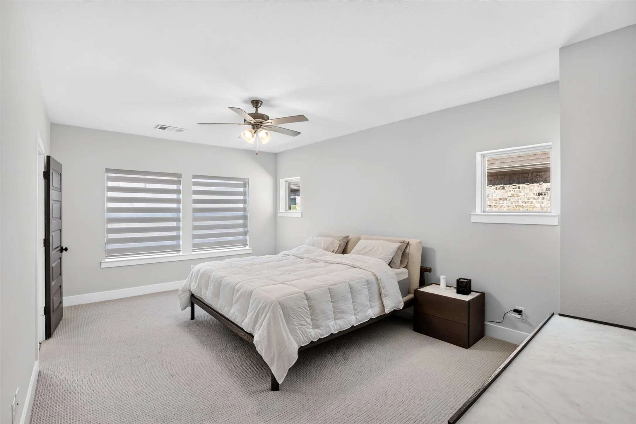 Single Family Residence For Sale in Denton County , 2536 Four Roses Drive, Lewisville, Texas 75056, 3 Bedroom, 3 Bathroom, 2 Garage spaces, 2,384 Sqft, built in 2022, mls#21380338, Real Estate Agent in Lewisville, Homes For Sale in Denton county, Homes For Sale in Lewisville, Realtor in Lewisville Texas, Real Estate Brokerage Independent Realty Texas, Luminita Cordes Realtor
