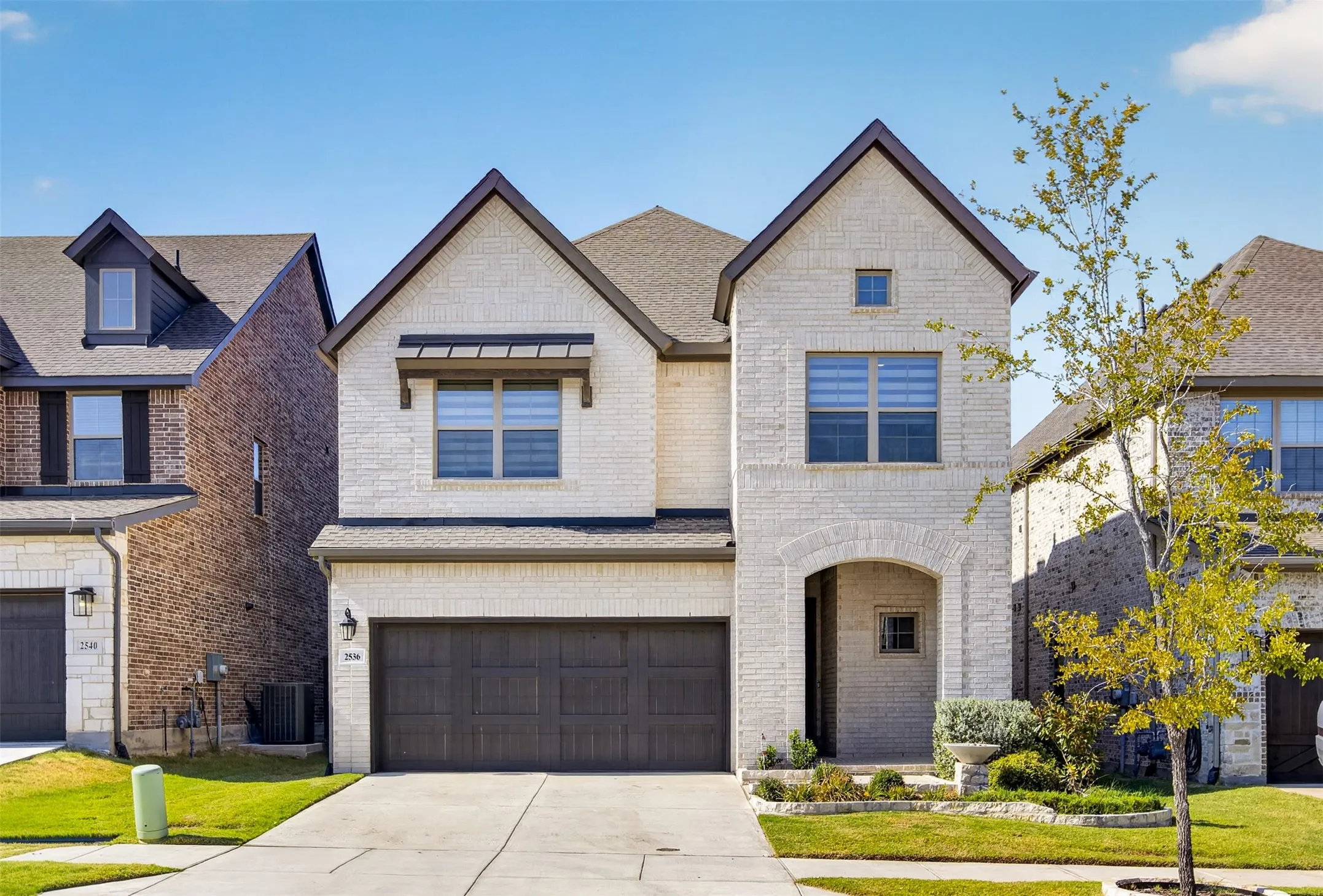 Single Family Residence For Sale in Denton County , 2536 Four Roses Drive, Lewisville, Texas 75056, 3 Bedroom, 3 Bathroom, 2 Garage spaces, 2,384 Sqft, built in 2022, mls#21380338, Real Estate Agent in Lewisville, Homes For Sale in Denton county, Homes For Sale in Lewisville, Realtor in Lewisville Texas, Real Estate Brokerage Independent Realty Texas, Luminita Cordes Realtor