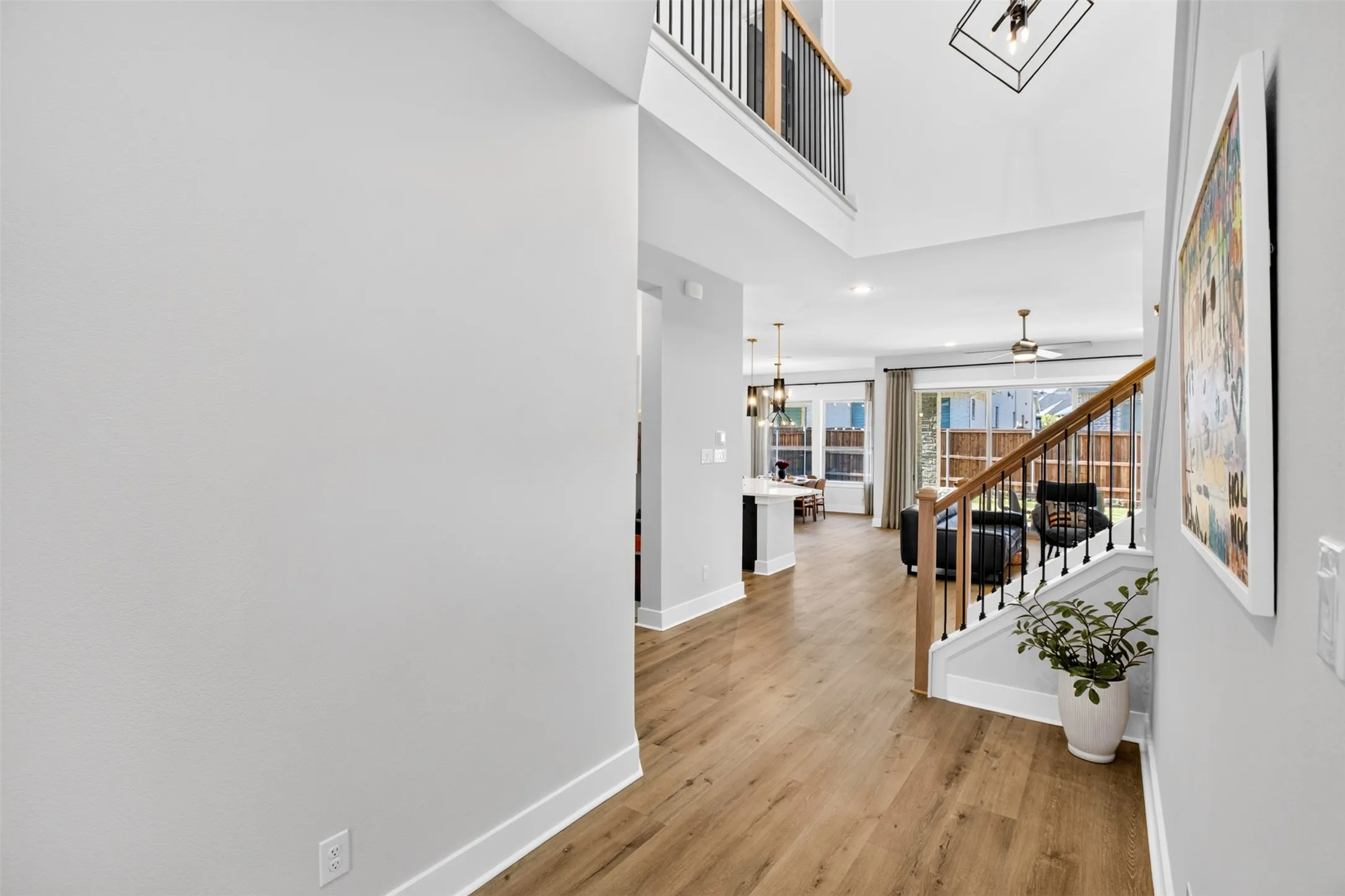 Single Family Residence For Sale in Denton County , 2536 Four Roses Drive, Lewisville, Texas 75056, 3 Bedroom, 3 Bathroom, 2 Garage spaces, 2,384 Sqft, built in 2022, mls#21380338, Real Estate Agent in Lewisville, Homes For Sale in Denton county, Homes For Sale in Lewisville, Realtor in Lewisville Texas, Real Estate Brokerage Independent Realty Texas, Luminita Cordes Realtor