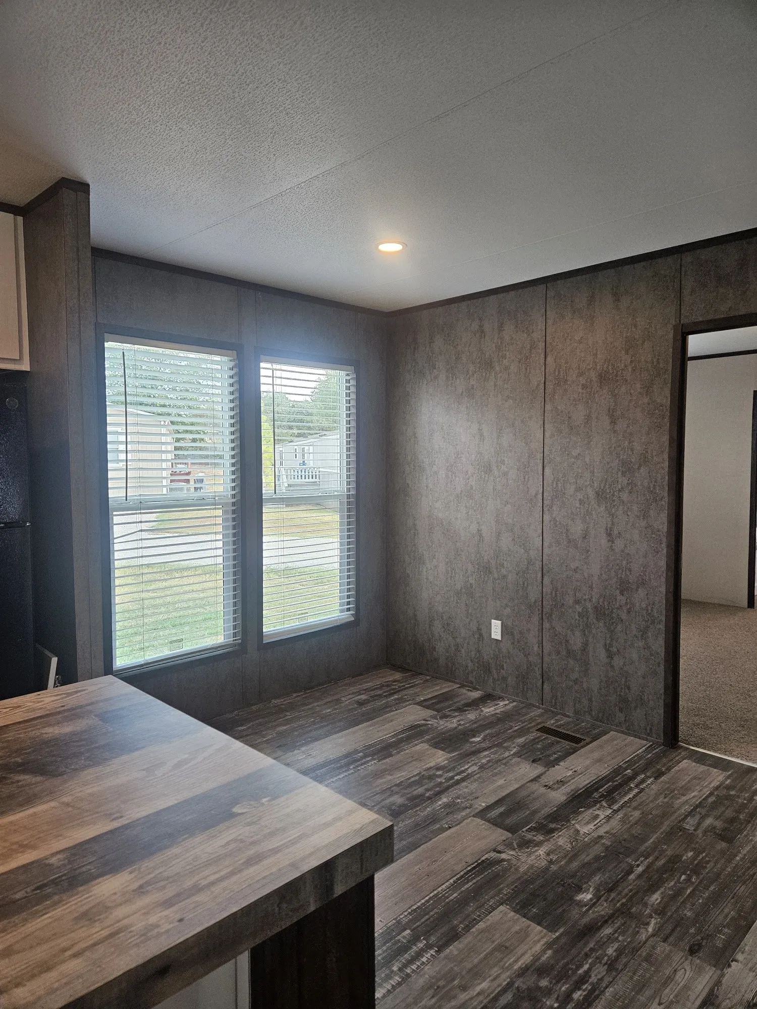 Manufactured Home For Rent in Parker County , 6501 W Hwy 199 6511, Springtown, Texas 76082, 3 Bedroom, 2 Bathroom, Garage spaces, 1,216 Sqft, built in 2020, mls#21380344, Real Estate Agent in Springtown, Homes For Rent in Parker county, Homes For Rent in Springtown, Realtor in Springtown Texas, Real Estate Brokerage Independent Realty Texas, Luminita Cordes Realtor