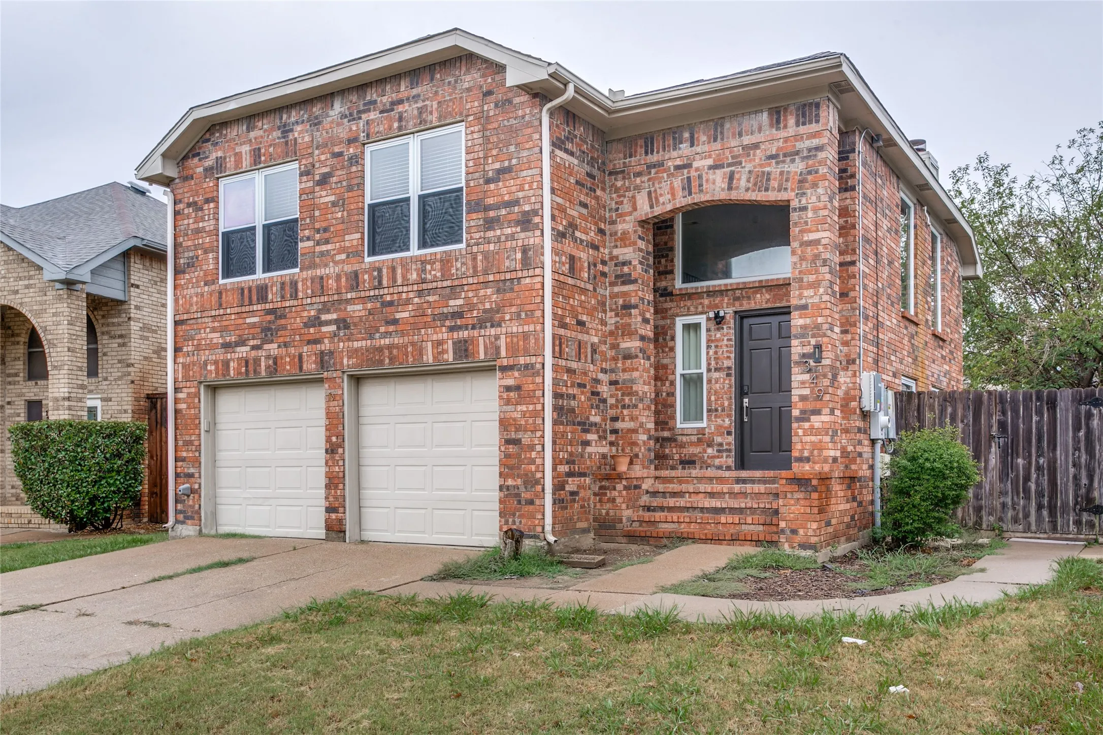 Single Family Residence For Rent in Denton County , 1349 Jasmine Drive, Lewisville, Texas 75077, 3 Bedroom, 3 Bathroom, 2 Garage spaces, 1,625 Sqft, built in 1986, mls#21380330, Real Estate Agent in Lewisville, Homes For Rent in Denton county, Homes For Rent in Lewisville, Realtor in Lewisville Texas, Real Estate Brokerage Independent Realty Texas, Luminita Cordes Realtor