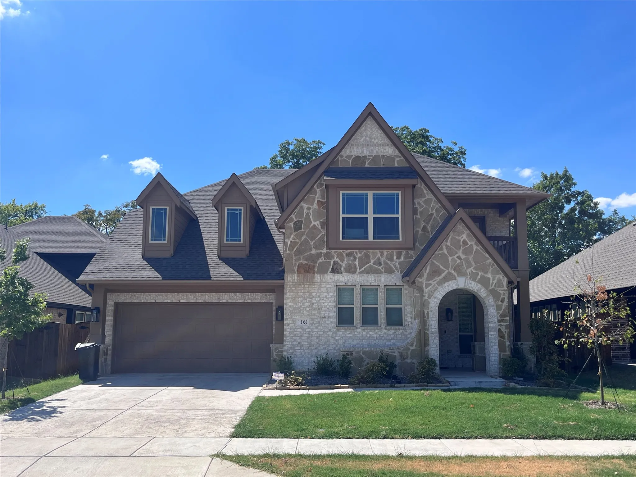 Single Family Residence For Rent in Hunt County , 108 Saddlewood Trail, Commerce, Texas 75428, 5 Bedroom, 4 Bathroom, 2 Garage spaces, 3,754 Sqft, built in 2025, mls#21379637, Real Estate Agent in Commerce, Homes For Rent in Hunt county, Homes For Rent in Commerce, Realtor in Commerce Texas, Real Estate Brokerage Independent Realty Texas, Luminita Cordes Realtor