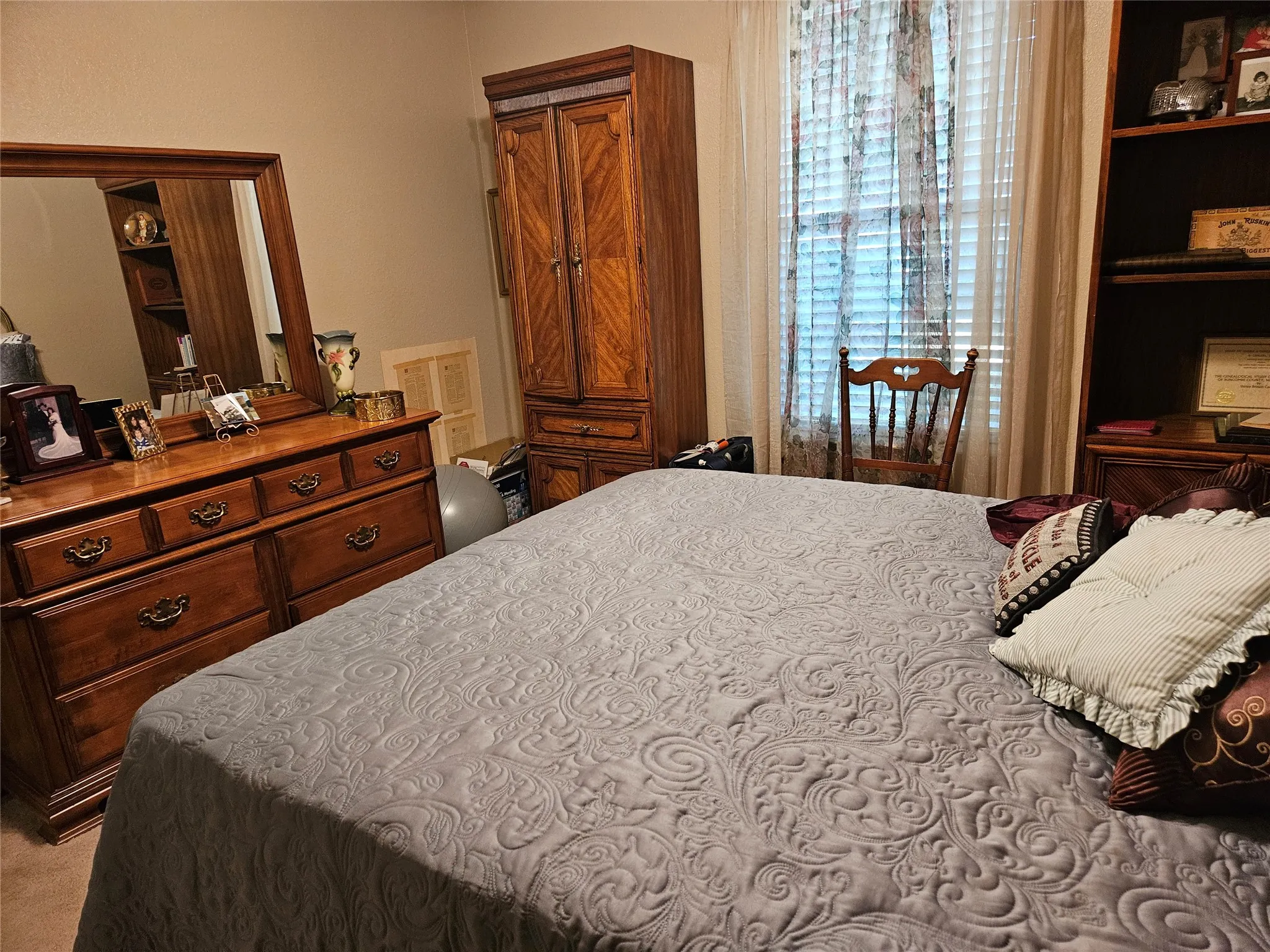 Large closet in this bedroom
