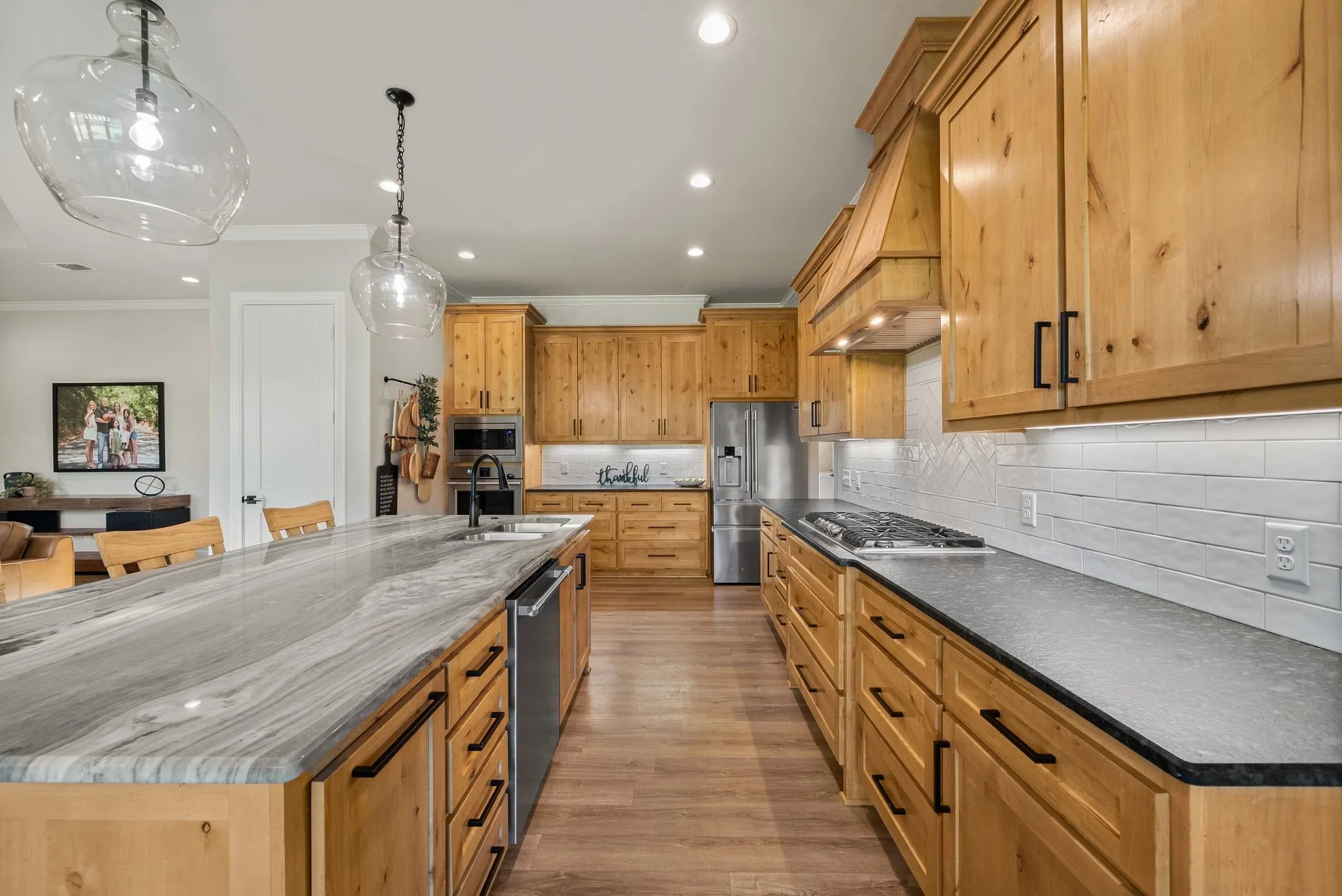 Single Family Residence For Sale in Cherokee County , 1909 County Road 3506, Bullard, Texas 75757, 5 Bedroom, 5 Bathroom, 3 Garage spaces, 3,998 Sqft, built in 2023, mls#21380372, Real Estate Agent in Bullard, Homes For Sale in Cherokee county, Homes For Sale in Bullard, Realtor in Bullard Texas, Real Estate Brokerage Independent Realty Texas, Luminita Cordes Realtor